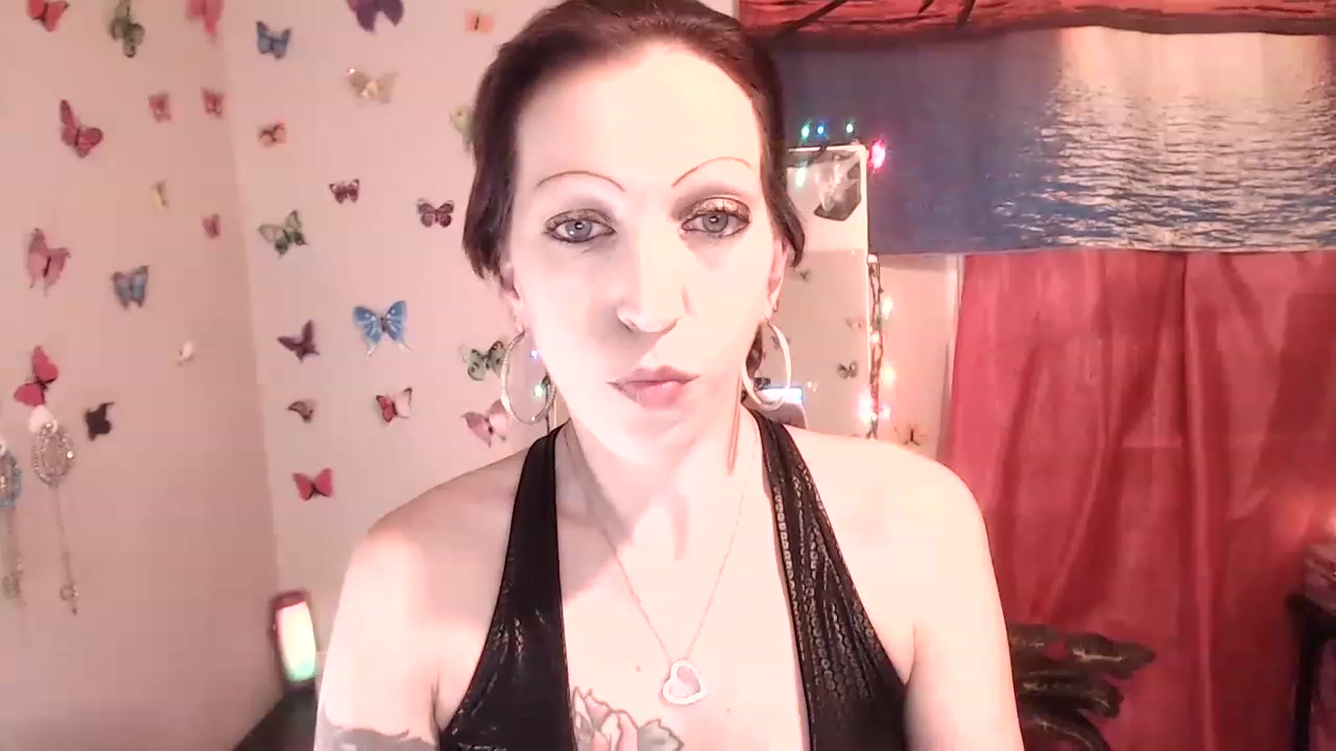 Gallery image thumbnail from nymphonikkixo's myfreecams stream on, 01/01/2023, 10:46 image 13 of 20