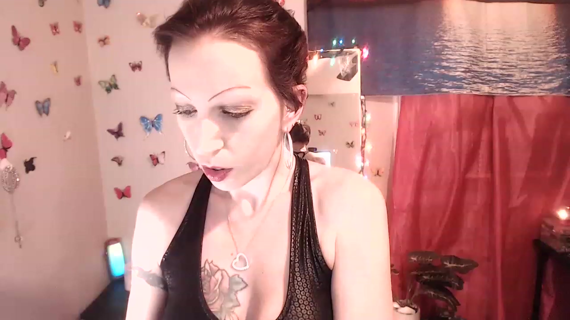 Gallery image thumbnail from nymphonikkixo's myfreecams stream on, 01/01/2023, 10:46 image 19 of 20