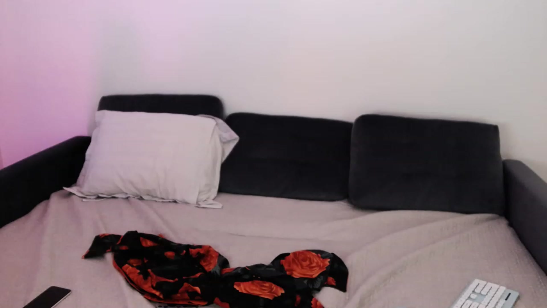 Gallery image thumbnail from o_o1t2's myfreecams stream on, 12/05/2022, 07:00 image 20 of 20