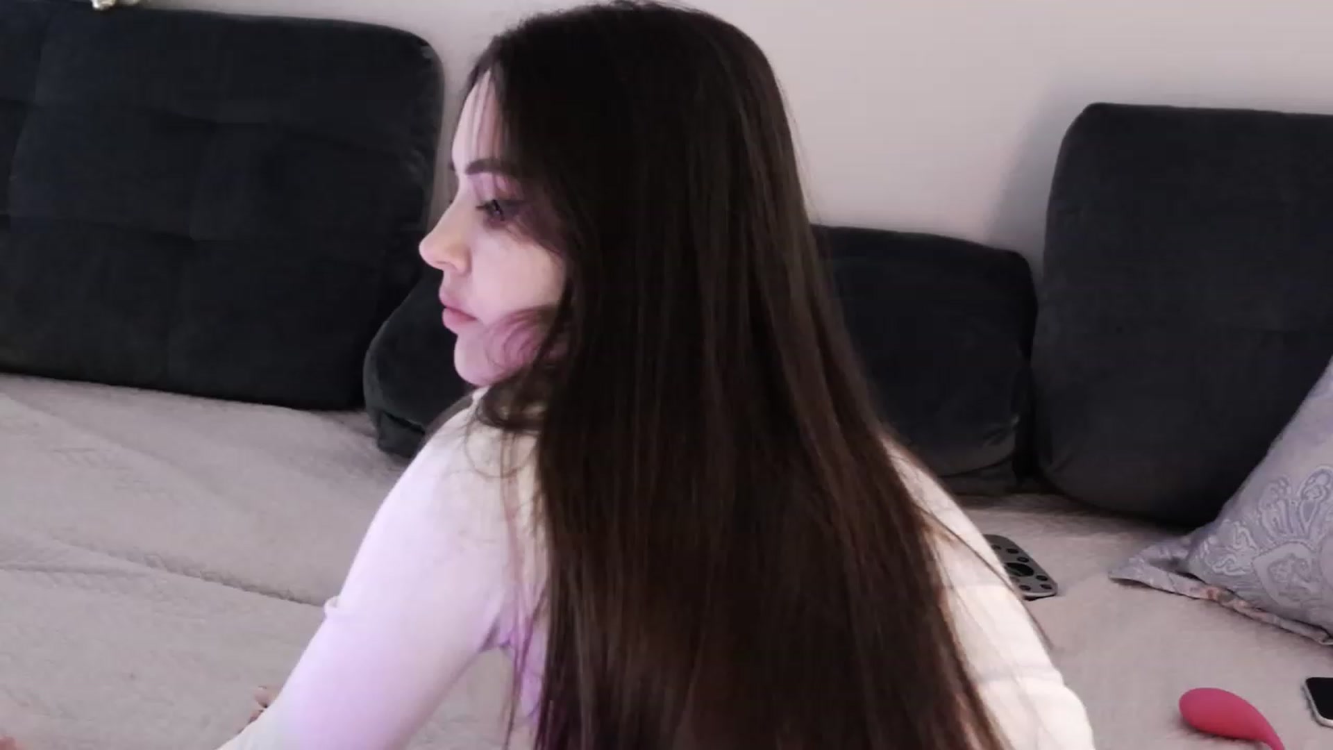 Gallery image thumbnail from o_o1t2's myfreecams stream on, 01/06/2023, 02:16 image 7 of 20