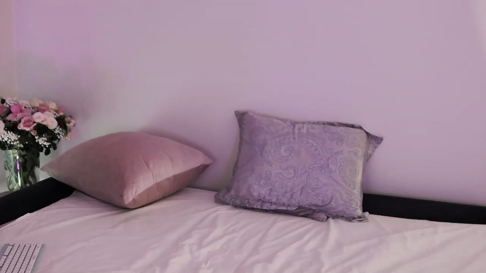 Gallery image thumbnail from o_o1t2's myfreecams stream on, 01/23/2023, 08:05 image 16 of 20