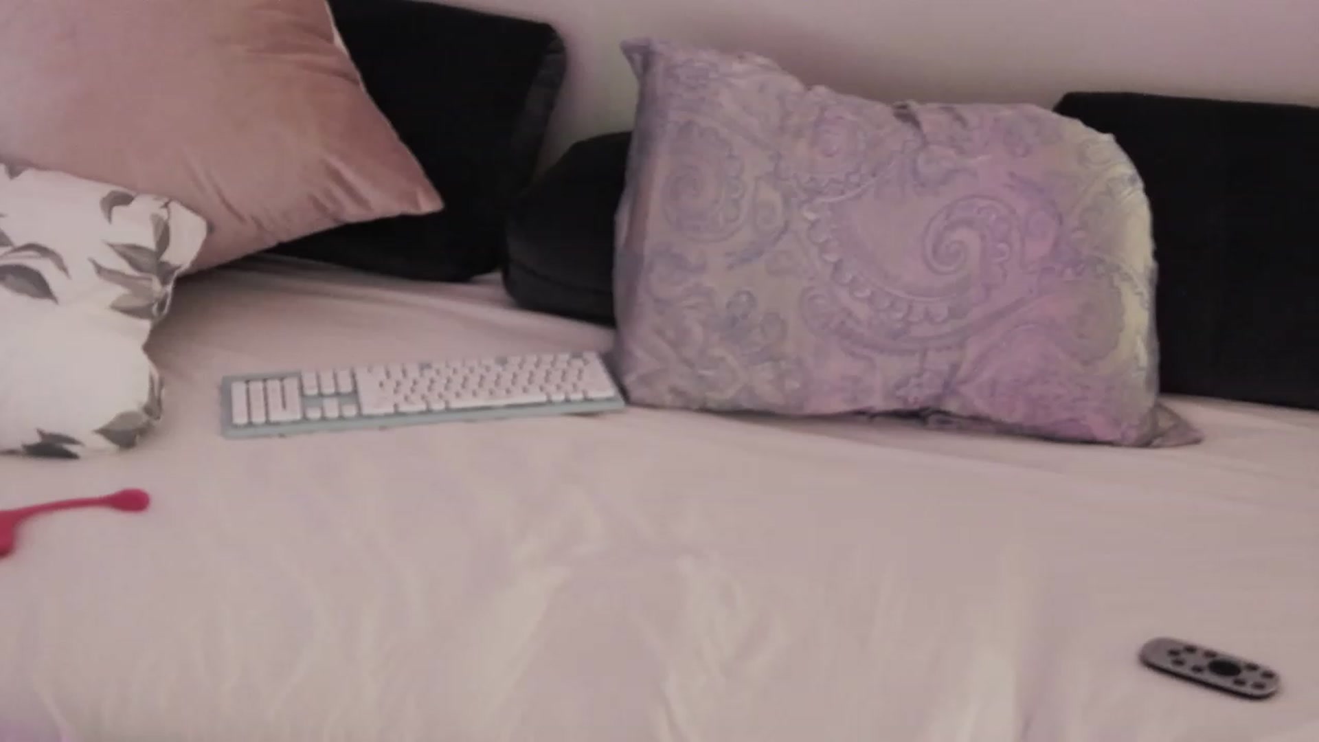 Gallery image thumbnail from o_o1t2's myfreecams stream on, 01/30/2023, 10:27 image 11 of 20