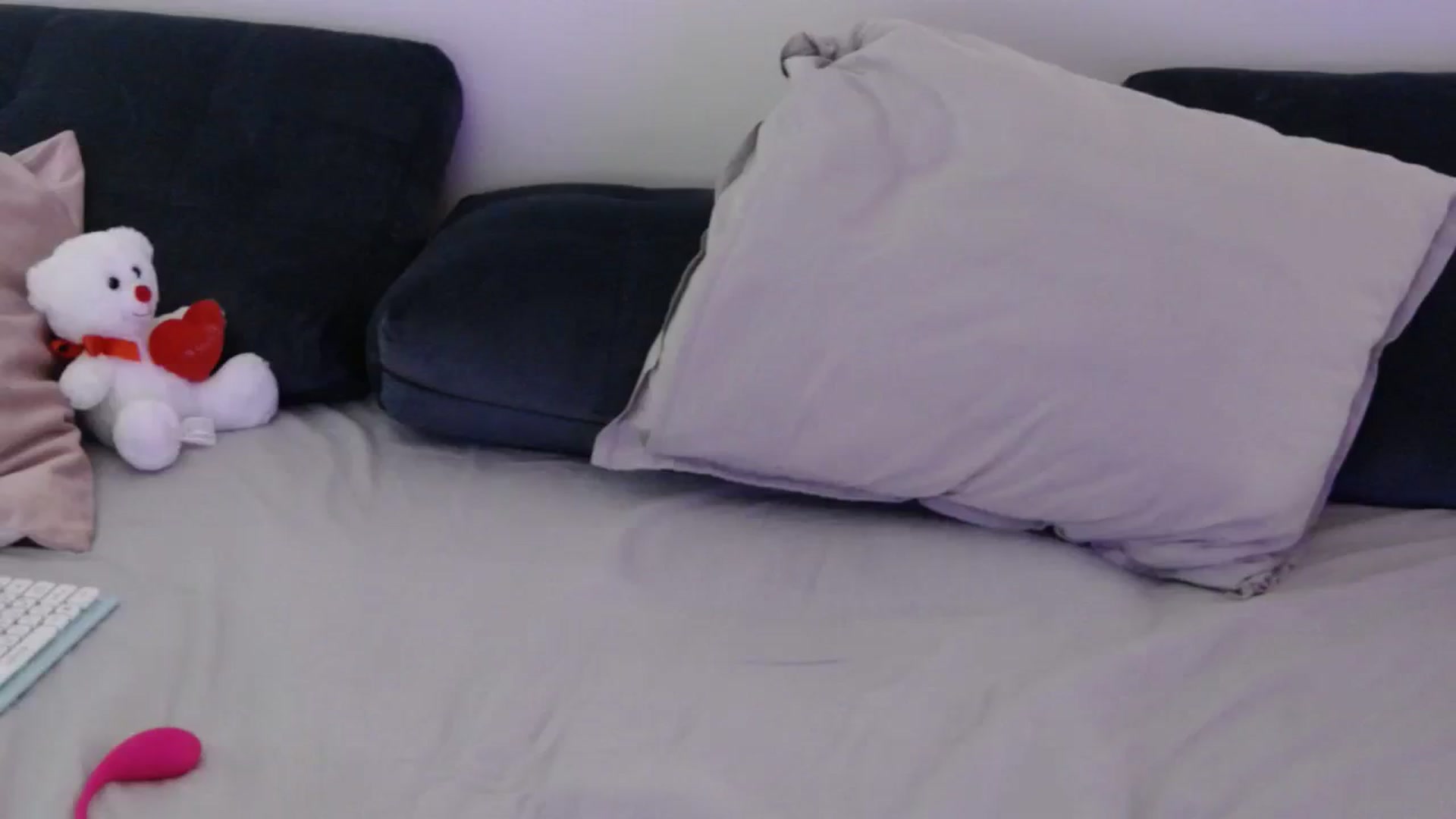 Gallery image thumbnail from o_o1t2's myfreecams stream on, 08/13/2023, 02:29 image 17 of 20