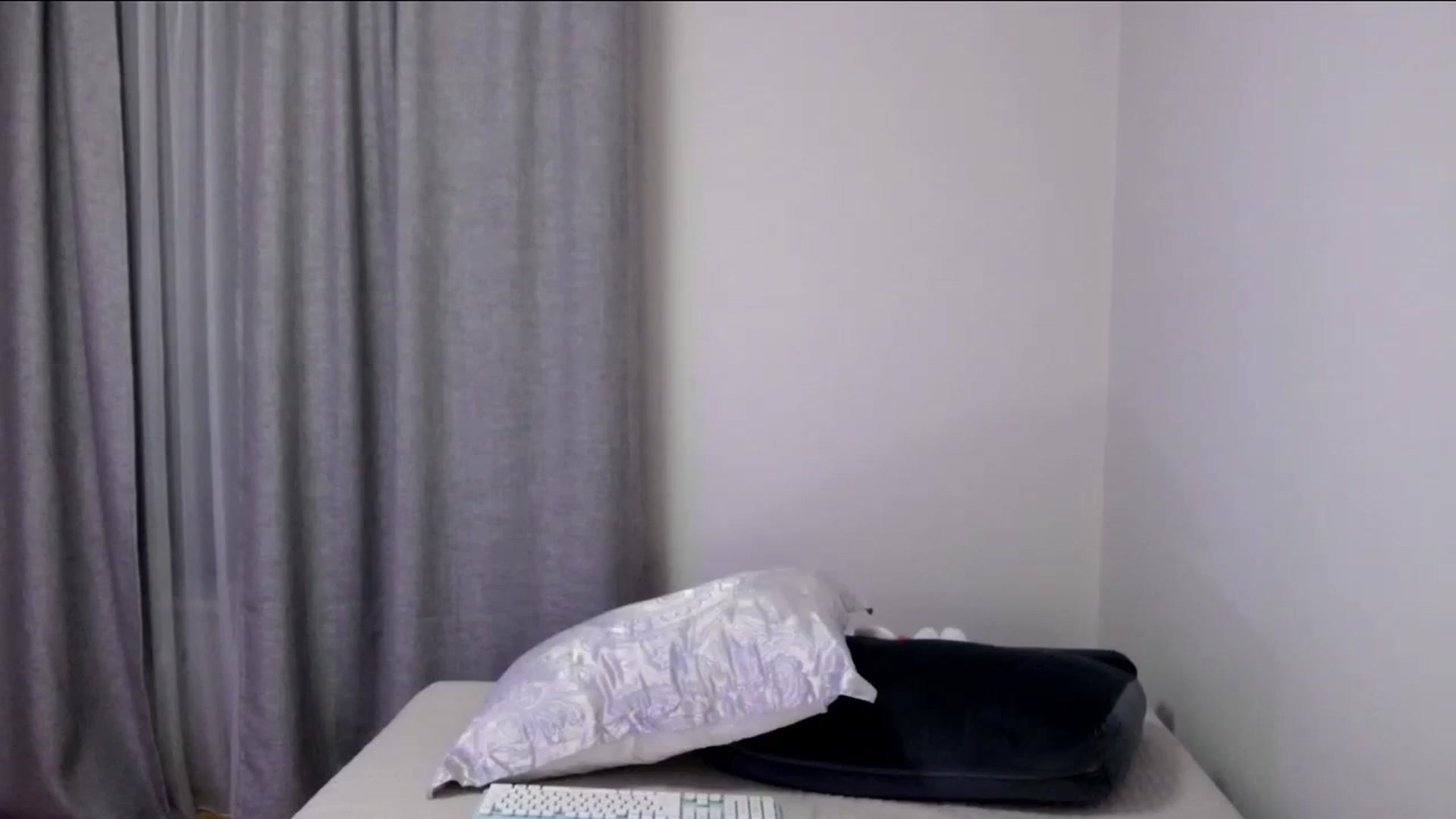 Gallery image thumbnail from o_o1t2's myfreecams stream on, 09/24/2023, 21:18 image 9 of 20