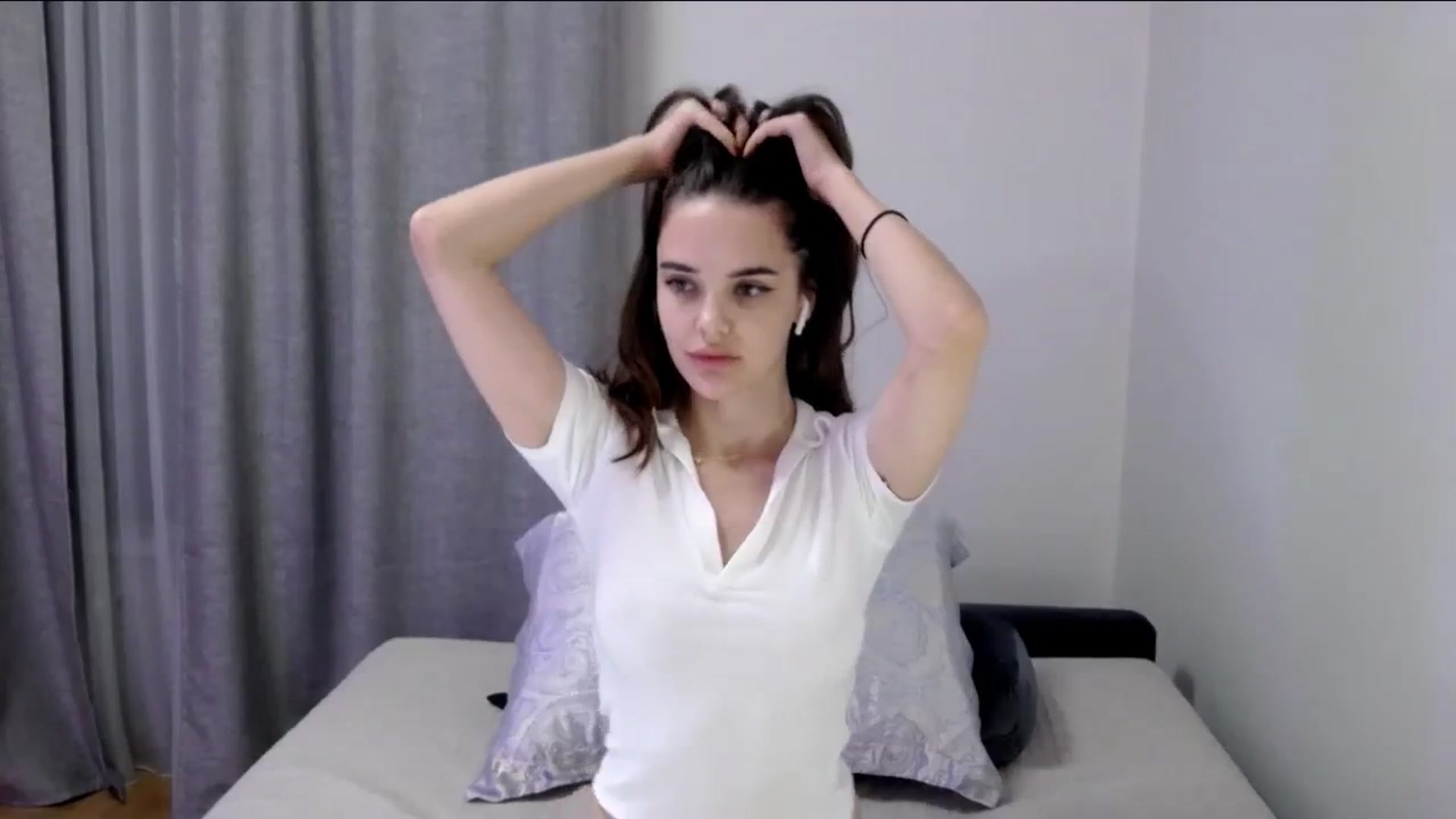 Gallery image thumbnail from o_o1t2's myfreecams stream on, 09/24/2023, 23:54 image 11 of 20
