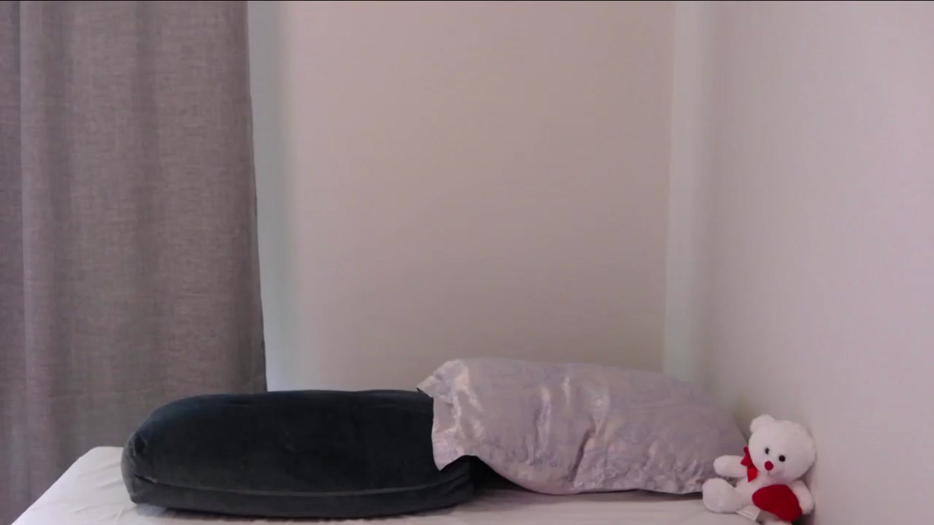 Gallery image thumbnail from o_o1t2's myfreecams stream on, 09/28/2023, 12:13 image 14 of 20