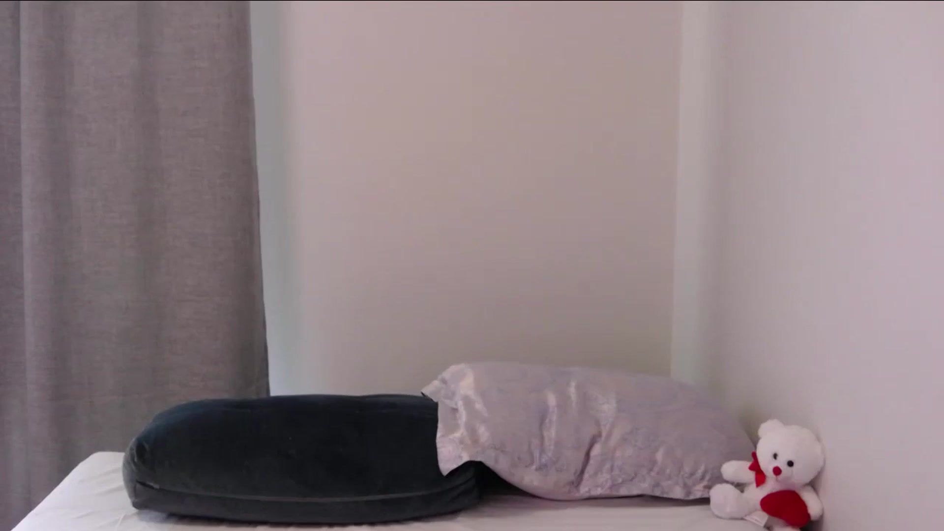 Gallery image thumbnail from o_o1t2's myfreecams stream on, 09/28/2023, 12:13 image 15 of 20