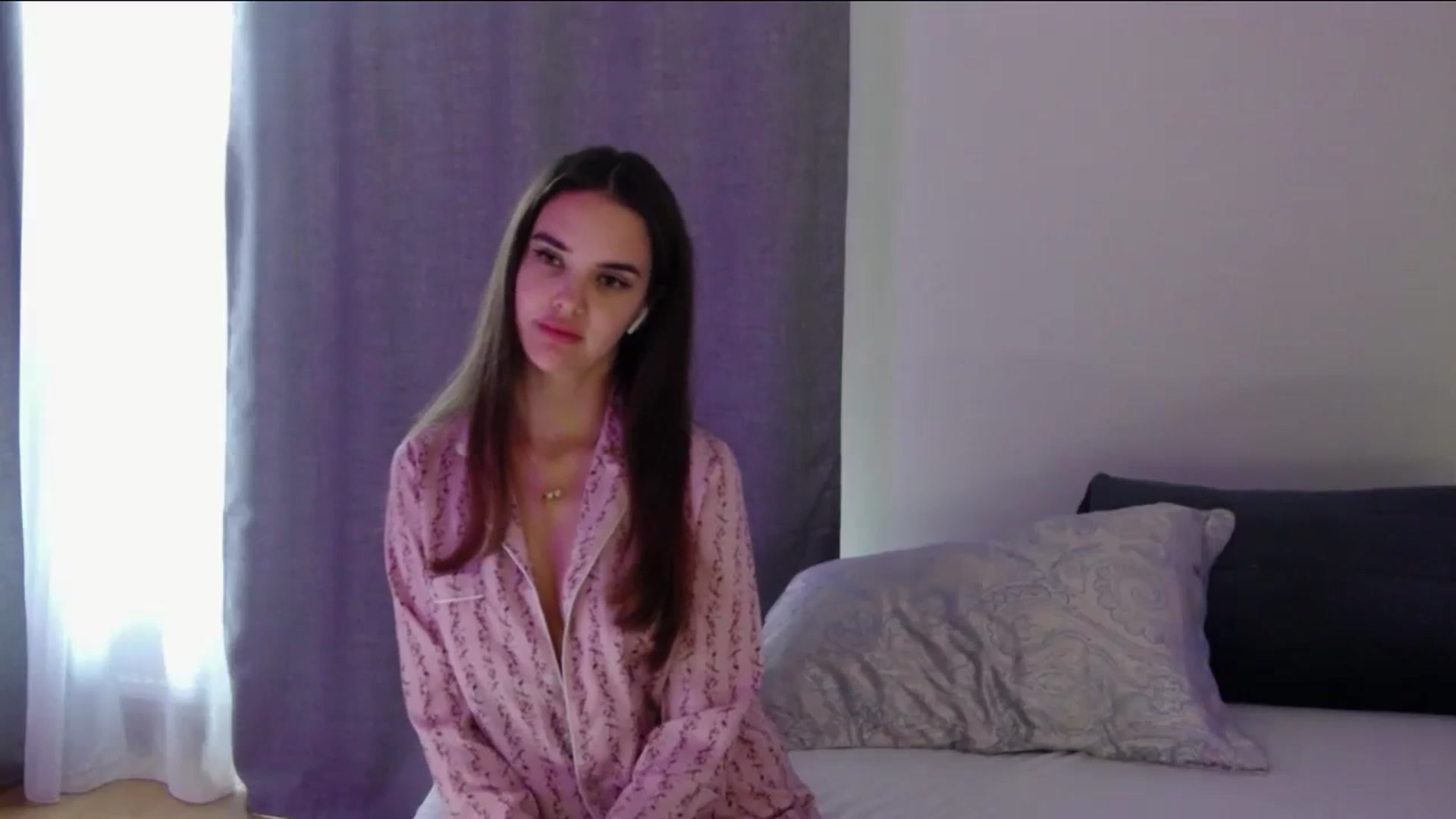 Gallery image thumbnail from o_o1t2's myfreecams stream on, 09/30/2023, 12:39 image 19 of 20