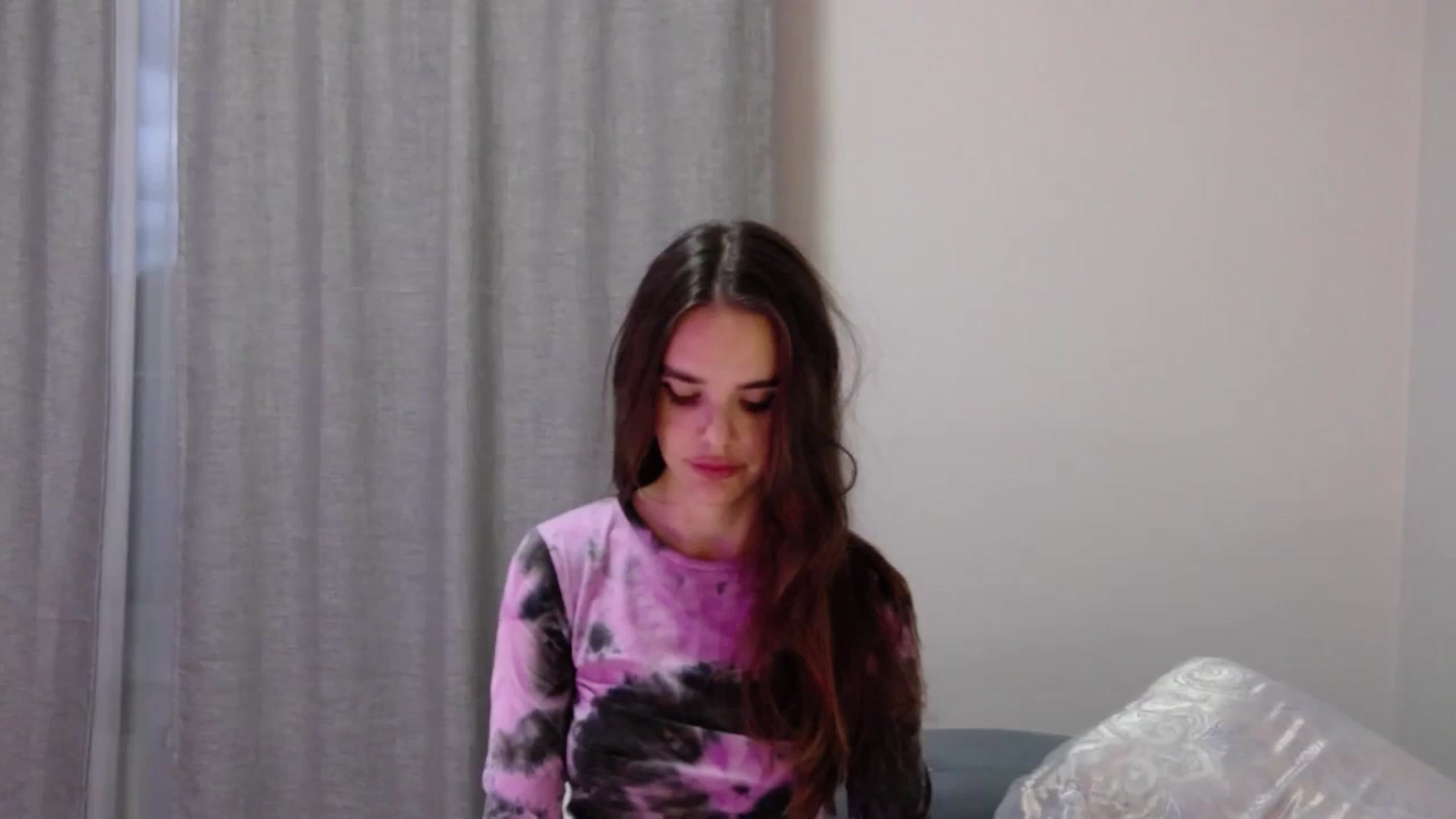 Gallery image thumbnail from o_o1t2's myfreecams stream on, 10/05/2023, 15:54 image 6 of 20