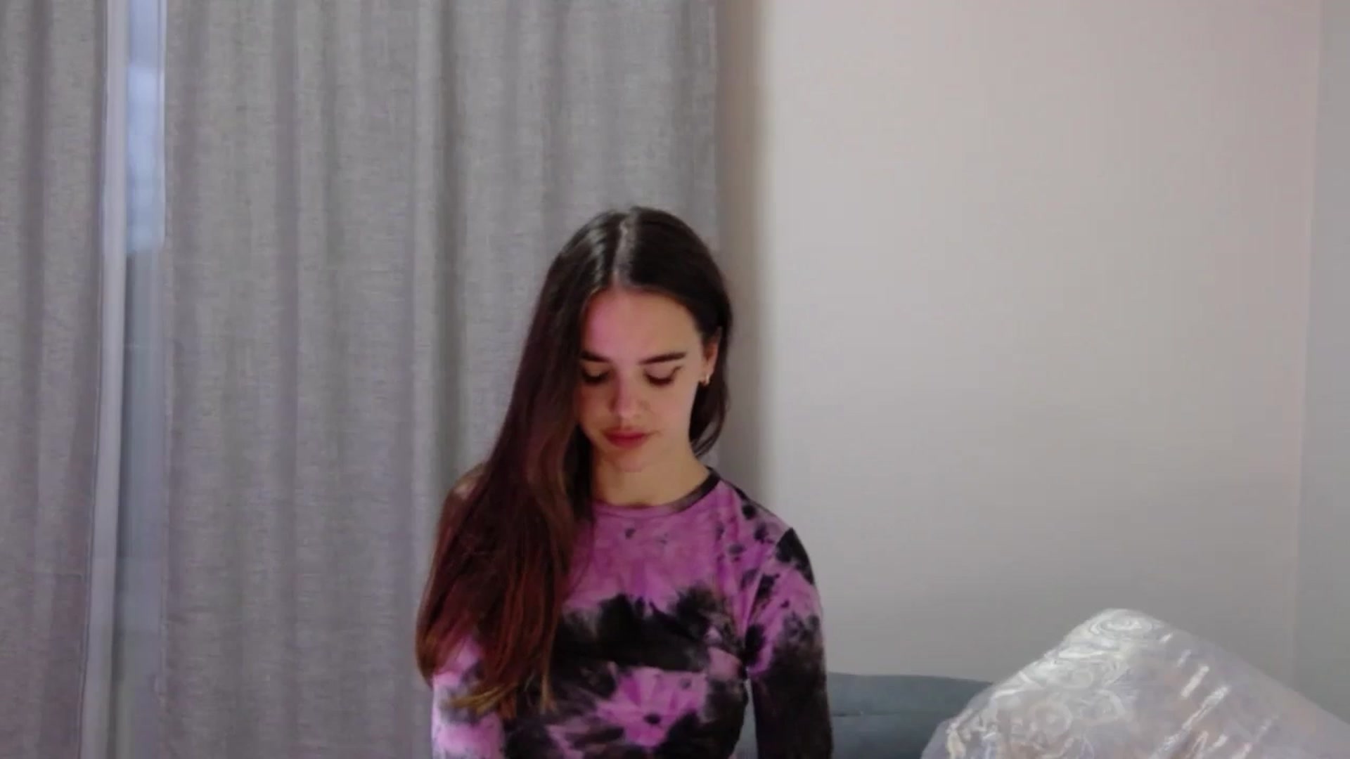 Gallery image thumbnail from o_o1t2's myfreecams stream on, 10/05/2023, 15:54 image 7 of 20