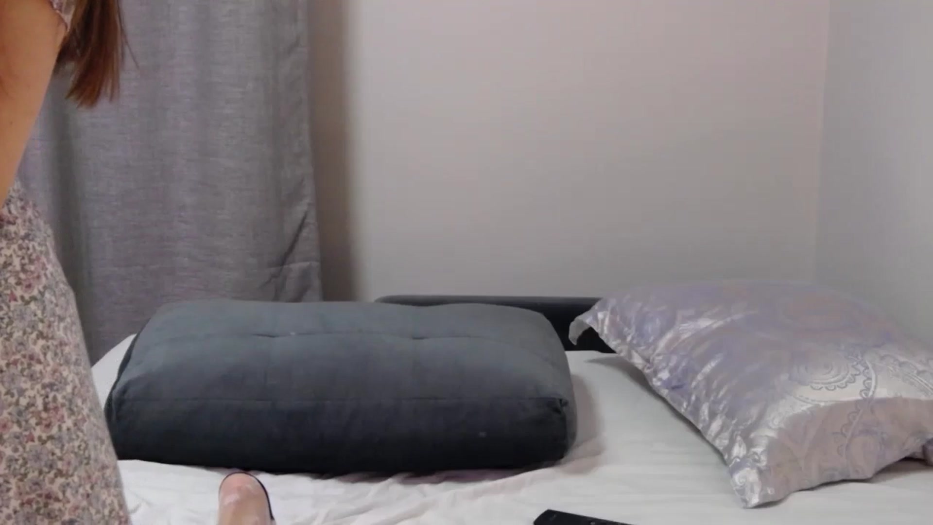 Gallery image thumbnail from o_o1t2's myfreecams stream on, 10/05/2023, 17:56 image 10 of 20