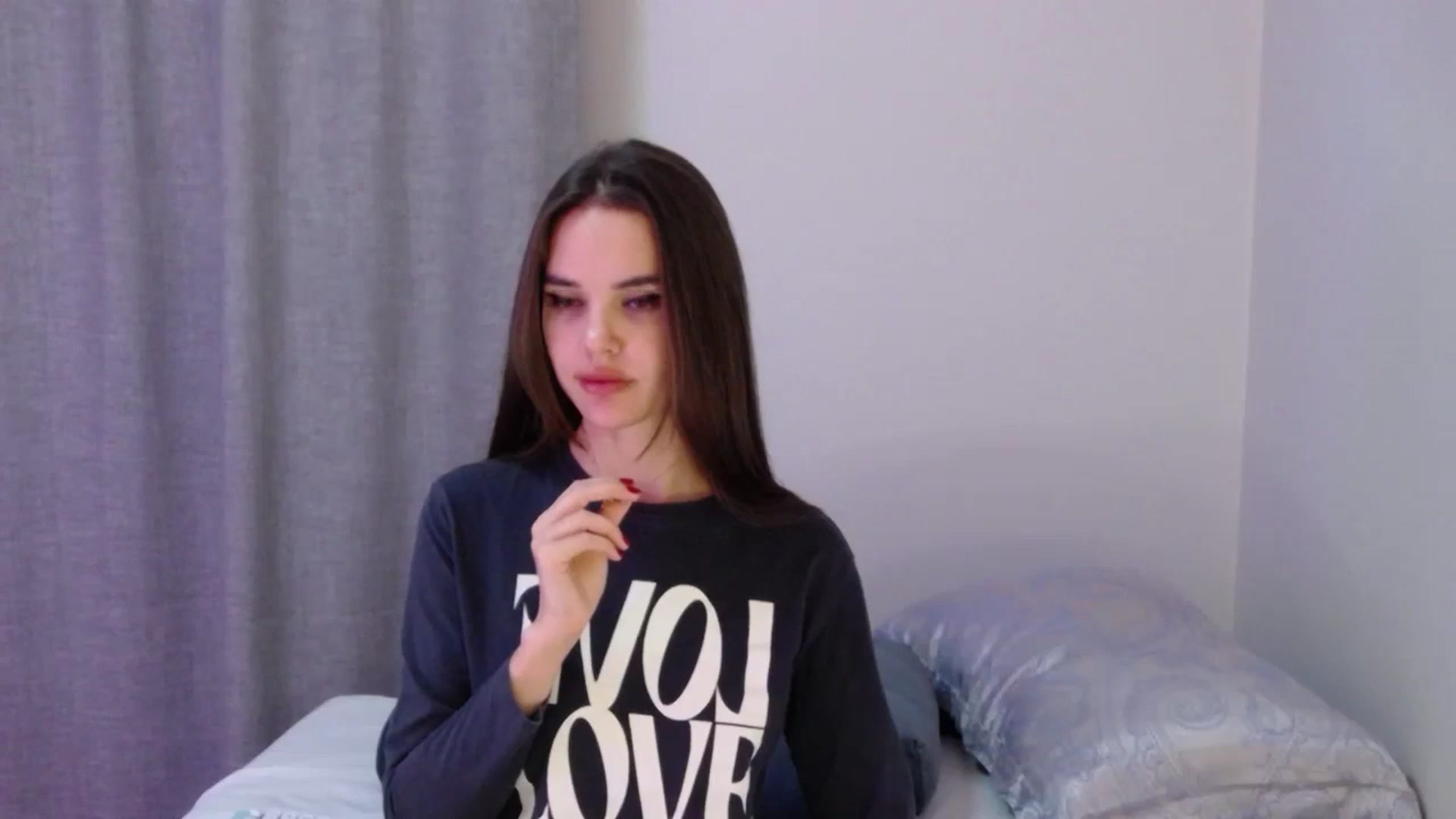 Gallery image thumbnail from o_o1t2's myfreecams stream on, 10/07/2023, 19:18 image 16 of 20