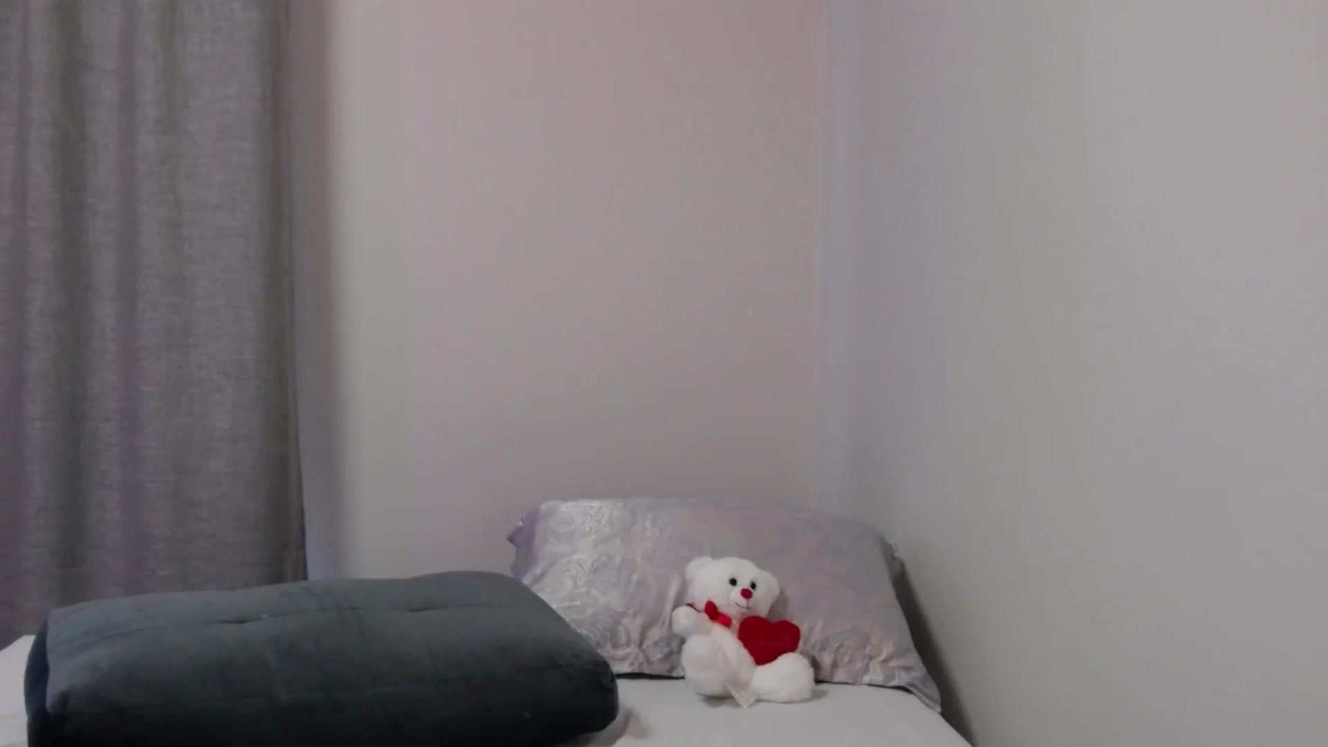 Gallery image thumbnail from o_o1t2's myfreecams stream on, 12/23/2023, 11:07 image 15 of 20