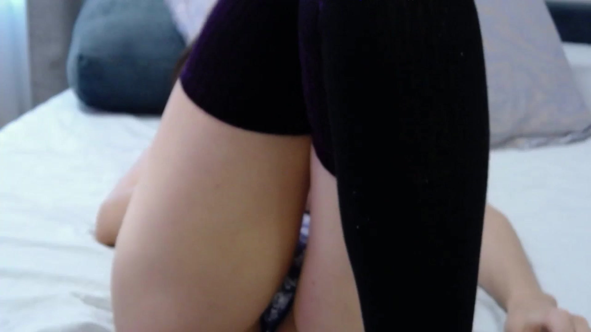 Gallery image thumbnail from o_o1t2's myfreecams stream on, 01/05/2024, 09:33 image 4 of 20