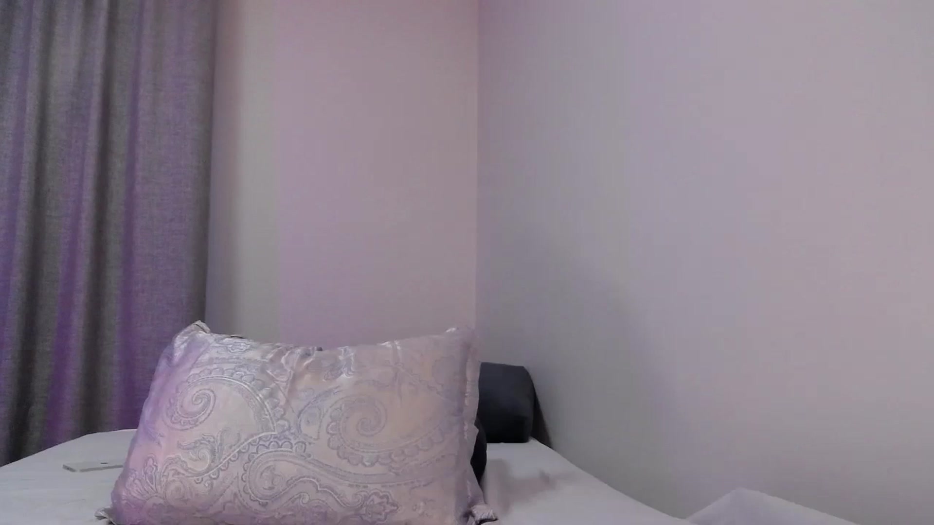 Gallery image thumbnail from o_o1t2's myfreecams stream on, 02/13/2024, 06:12 image 18 of 20