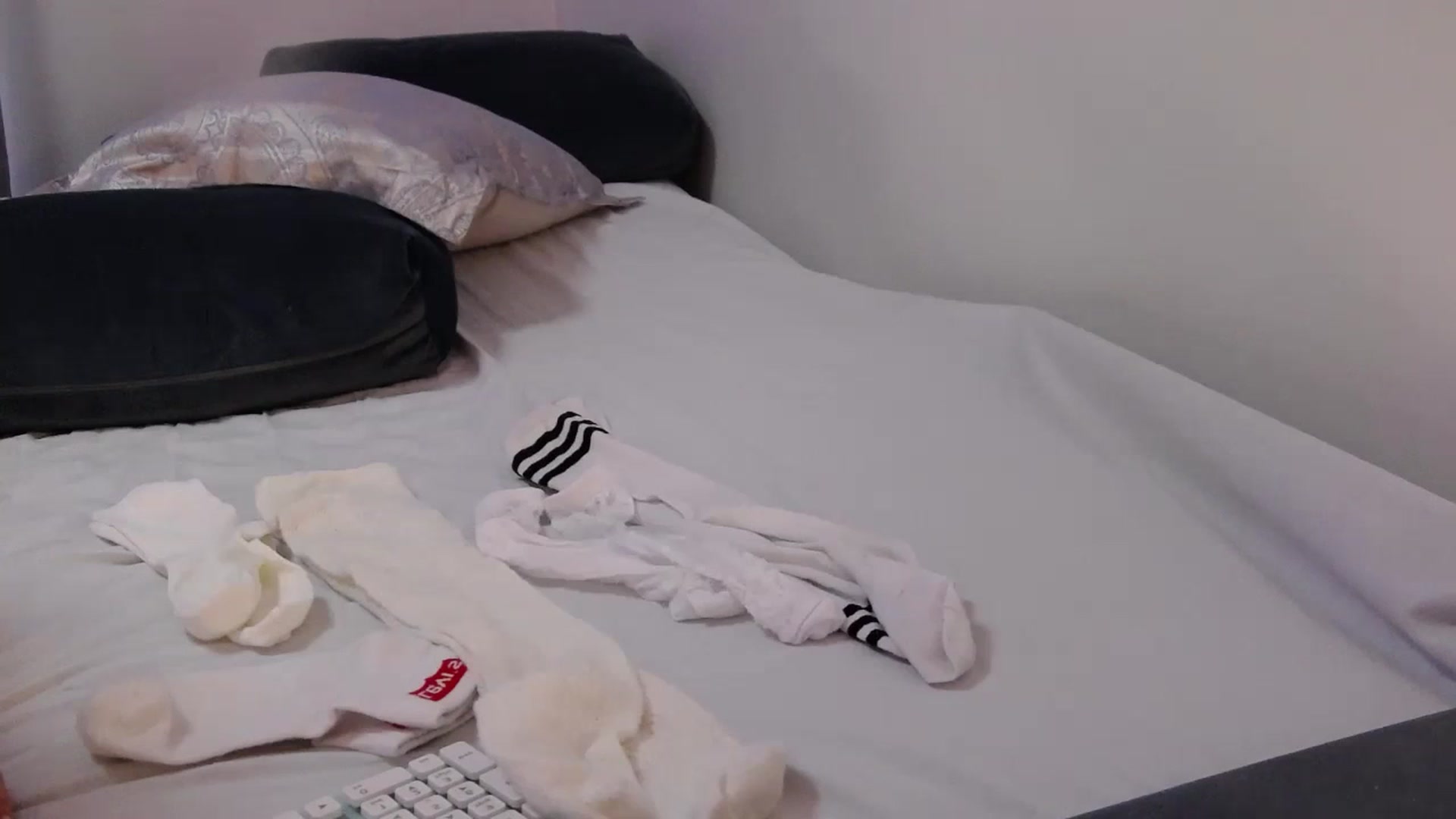 Gallery image thumbnail from o_o1t2's myfreecams stream on, 02/18/2024, 06:28 image 3 of 20