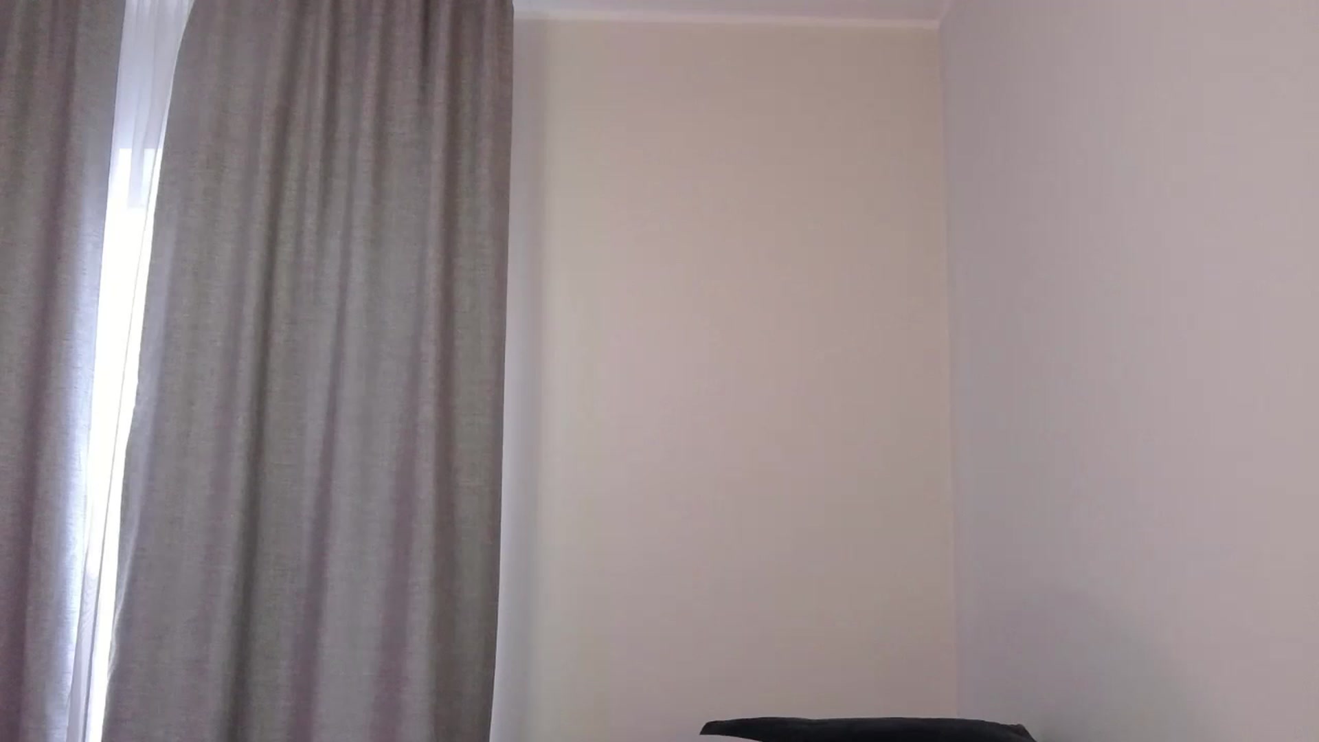 Gallery image thumbnail from o_o1t2's myfreecams stream on, 02/18/2024, 06:28 image 13 of 20