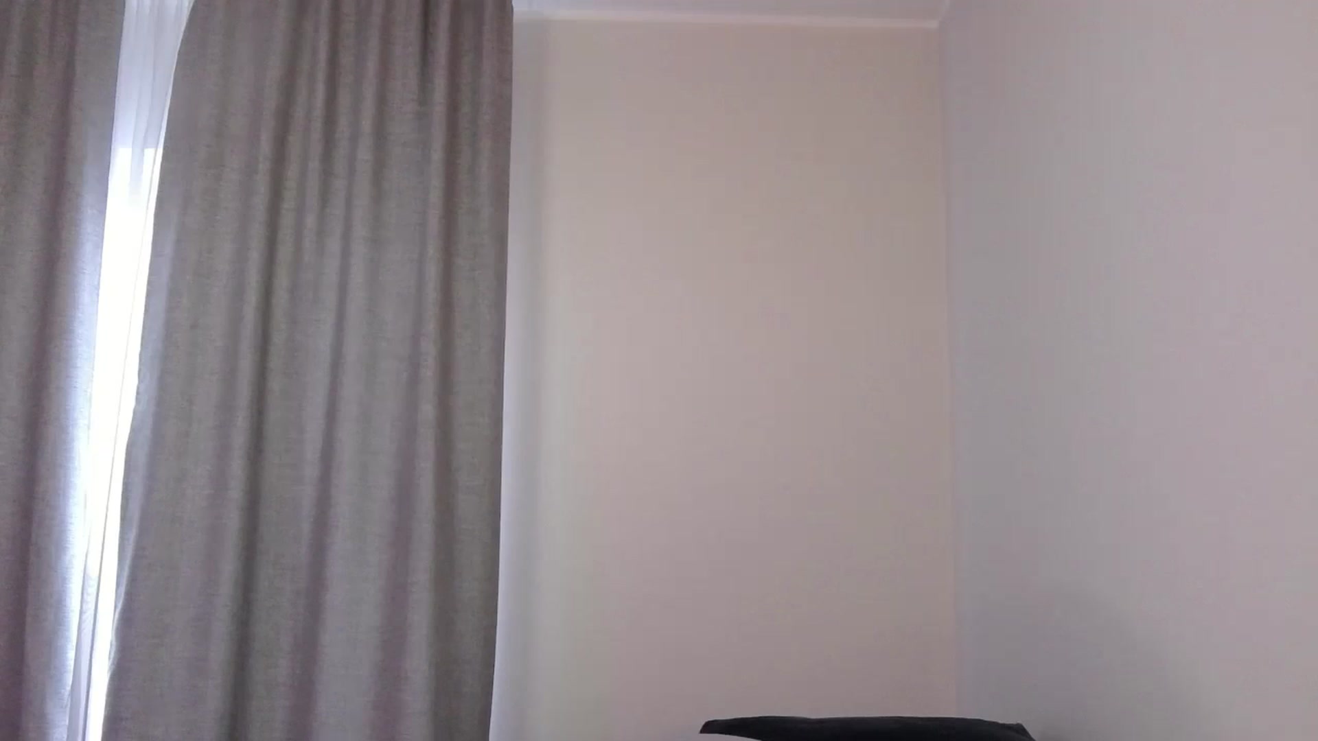 Gallery image thumbnail from o_o1t2's myfreecams stream on, 02/18/2024, 06:28 image 16 of 20