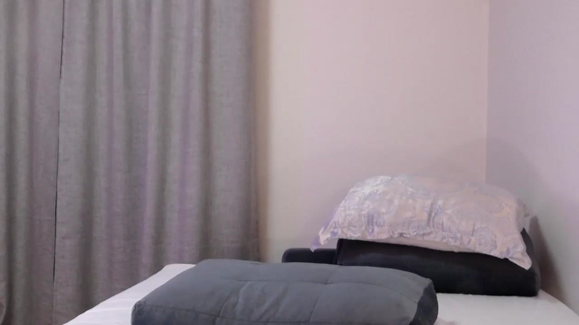 Gallery image thumbnail from o_o1t2's myfreecams stream on, 03/10/2024, 01:58 image 14 of 20