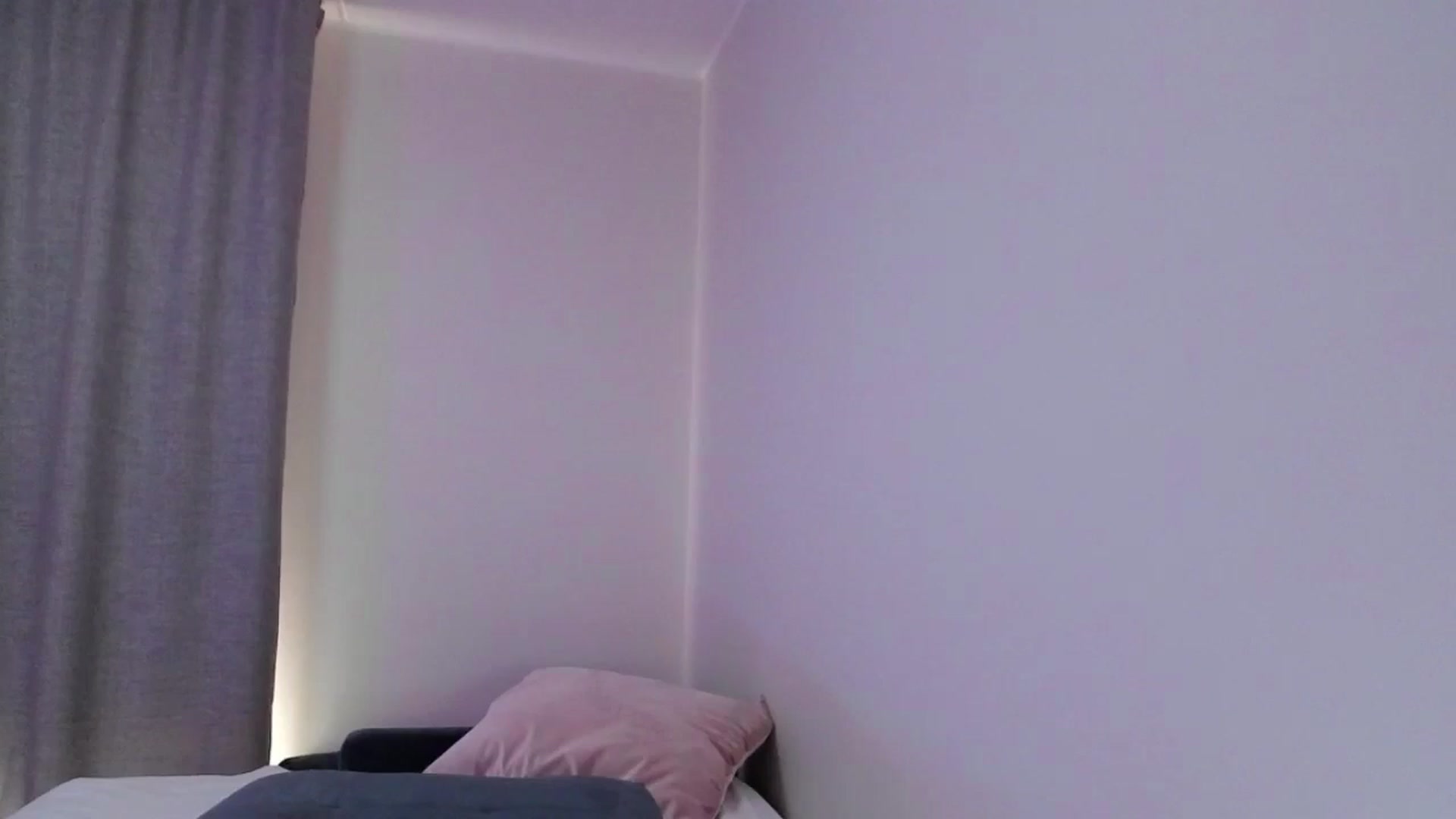 Gallery image thumbnail from o_o1t2's myfreecams stream on, 06/25/2024, 03:10 image 4 of 20
