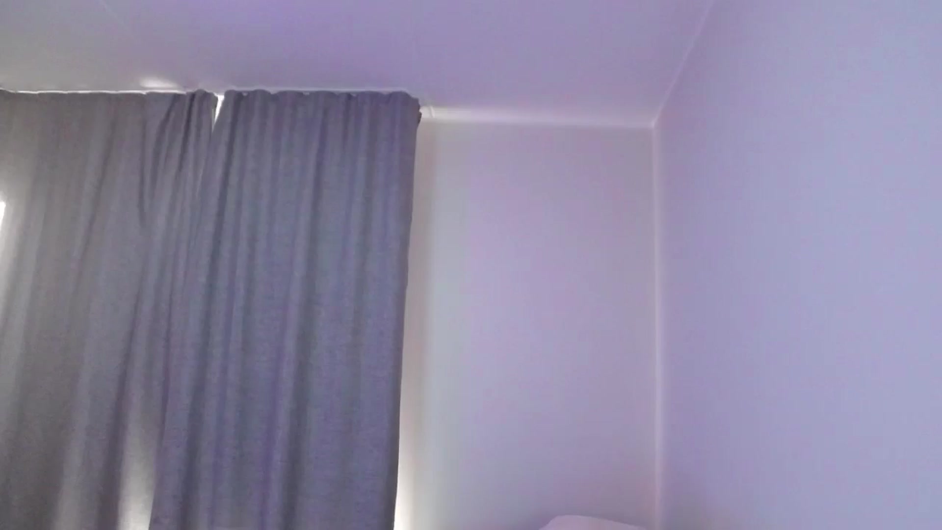 Gallery image thumbnail from o_o1t2's myfreecams stream on, 06/25/2024, 03:10 image 10 of 20