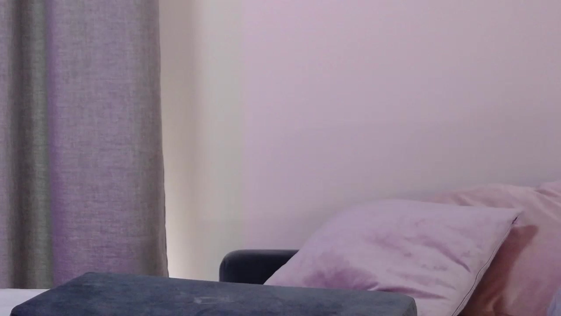 Gallery image thumbnail from o_o1t2's myfreecams stream on, 07/19/2024, 11:33 image 16 of 20