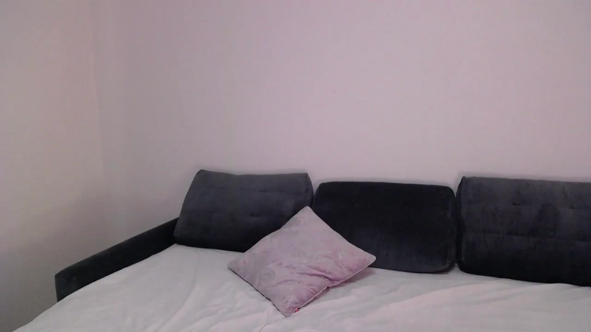 Gallery image thumbnail from o_o1t2's myfreecams stream on, 07/19/2024, 15:18 image 10 of 20