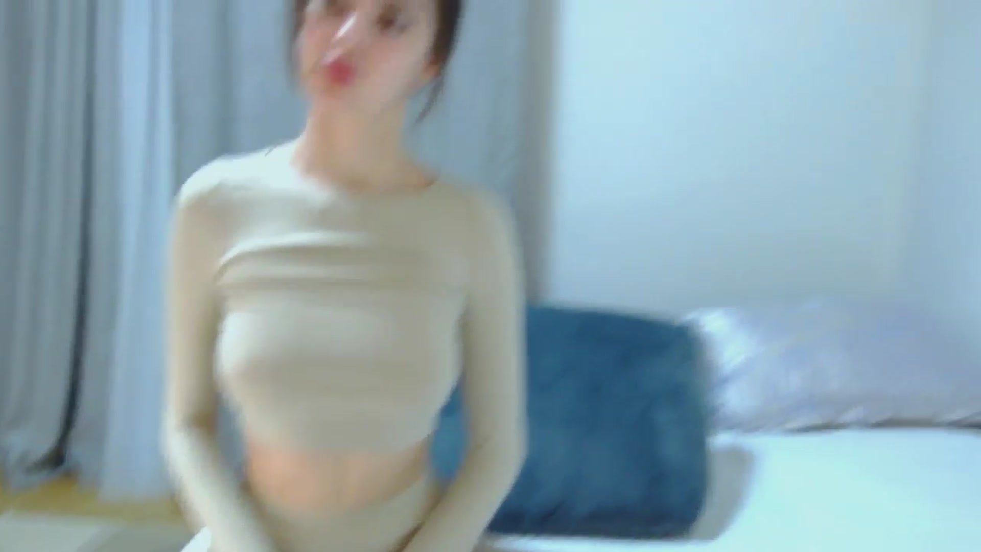 Gallery image thumbnail from o_o1t2's myfreecams stream on, 08/15/2024, 08:58 image 19 of 20