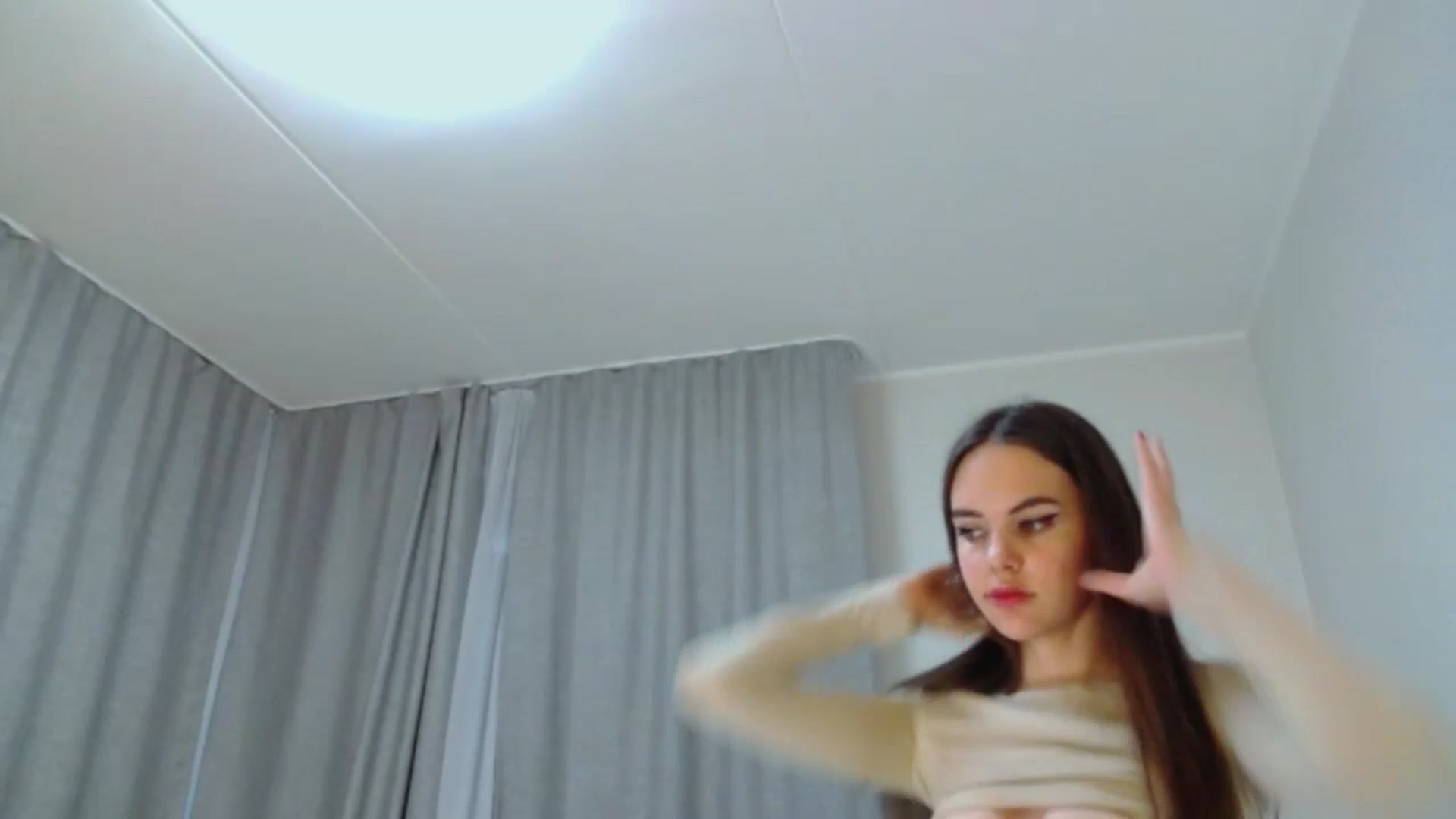 Gallery image thumbnail from o_o1t2's myfreecams stream on, 08/15/2024, 10:17 image 2 of 20