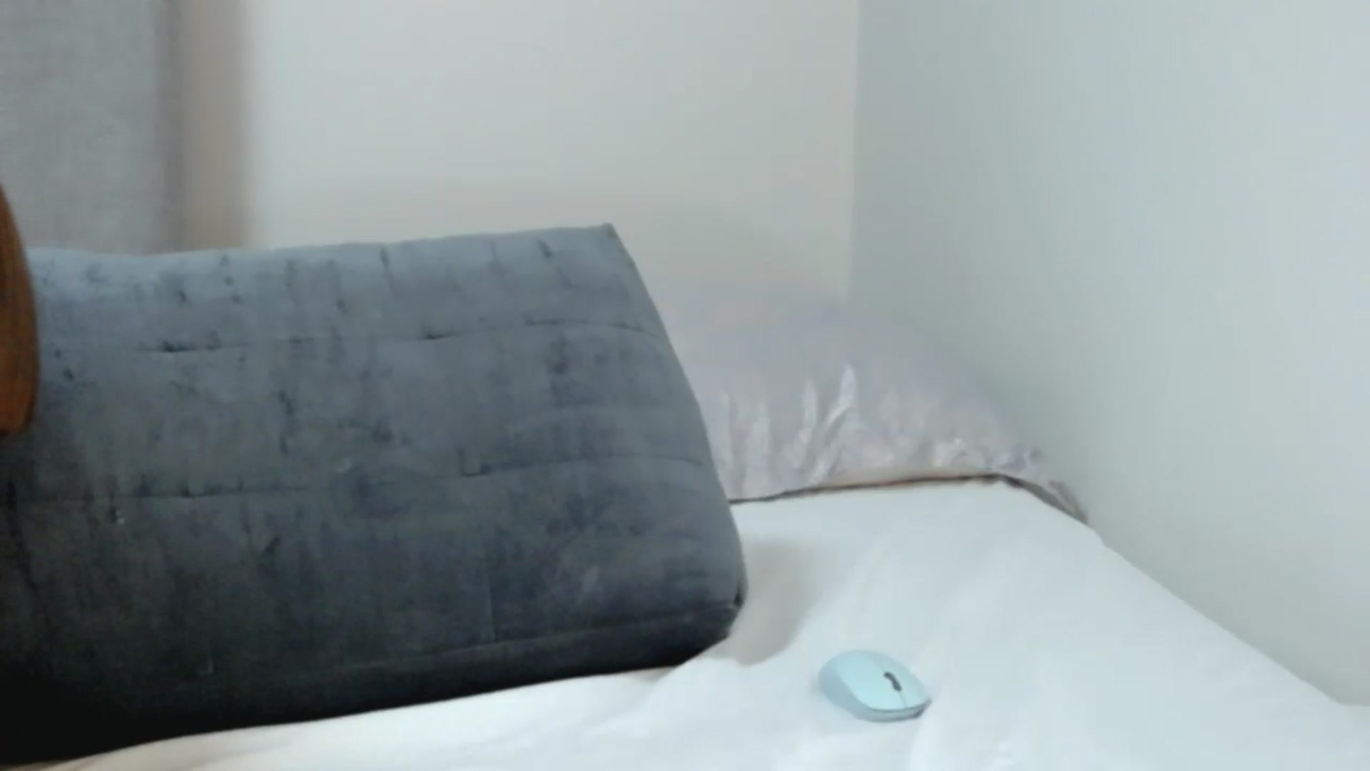 Gallery image thumbnail from o_o1t2's myfreecams stream on, 08/18/2024, 09:59 image 14 of 20