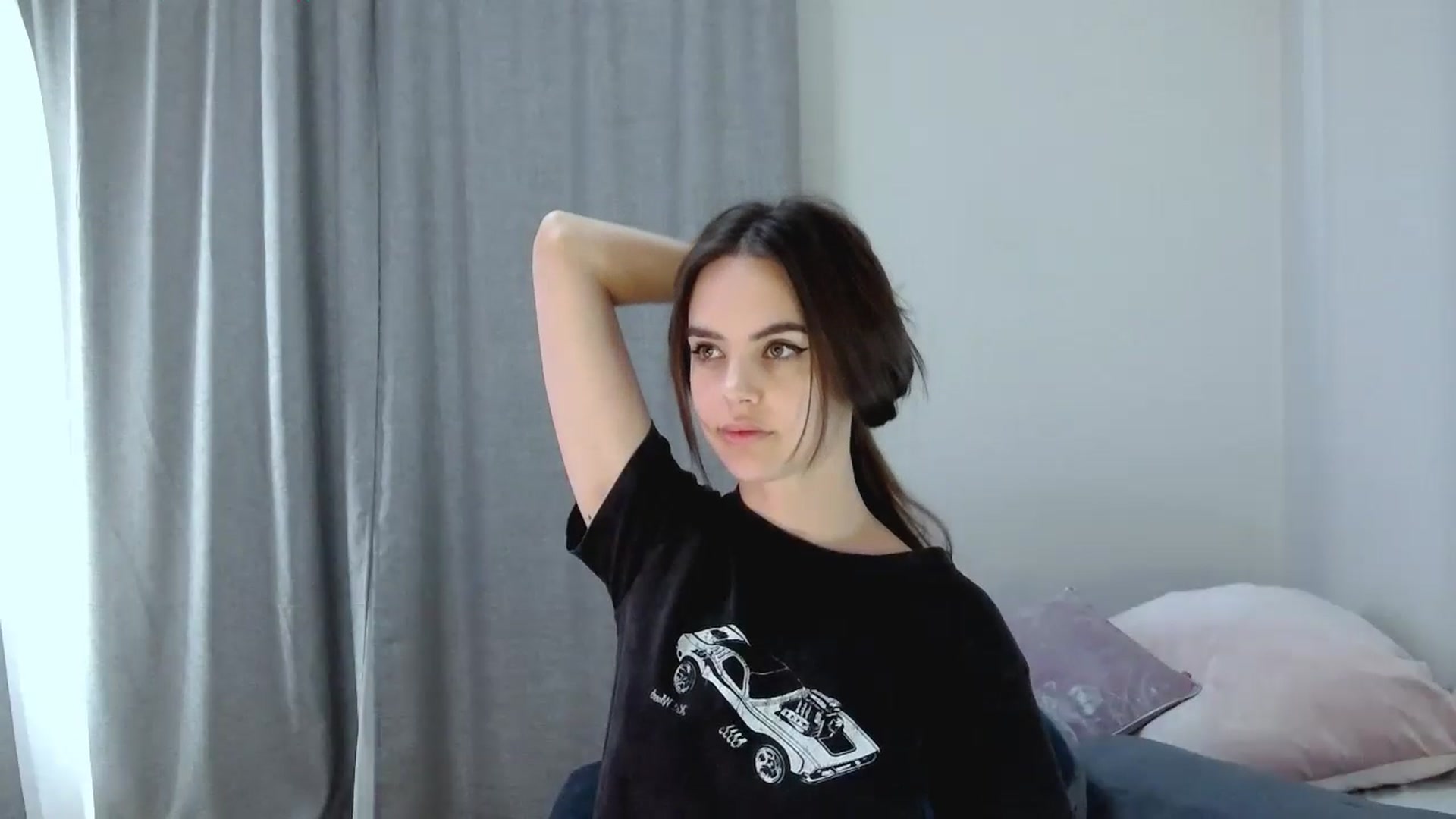 Gallery image thumbnail from o_o1t2's myfreecams stream on, 08/28/2024, 10:37 image 14 of 20