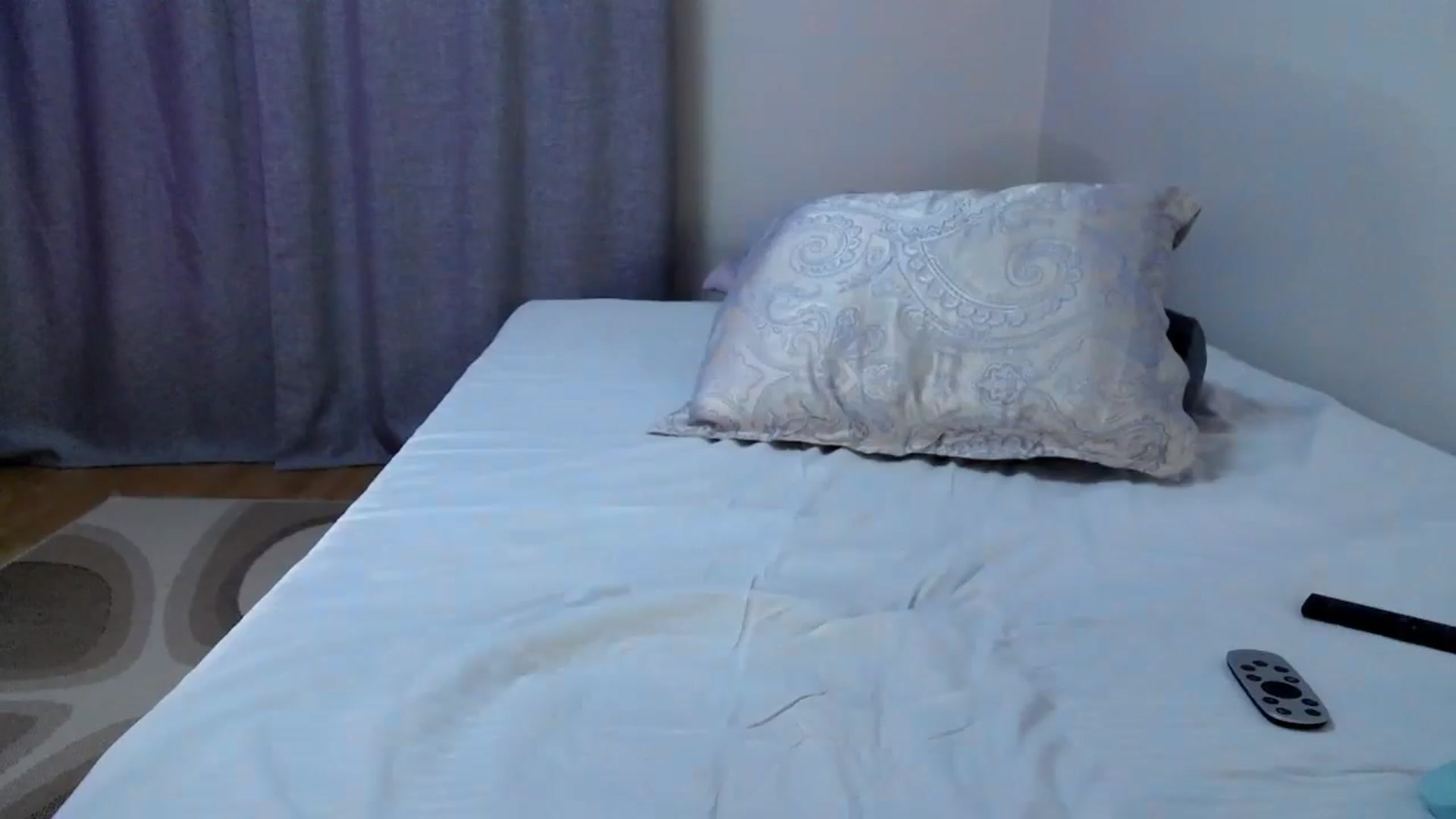 Gallery image thumbnail from o_o1t2's myfreecams stream on, 10/04/2024, 16:45 image 11 of 20