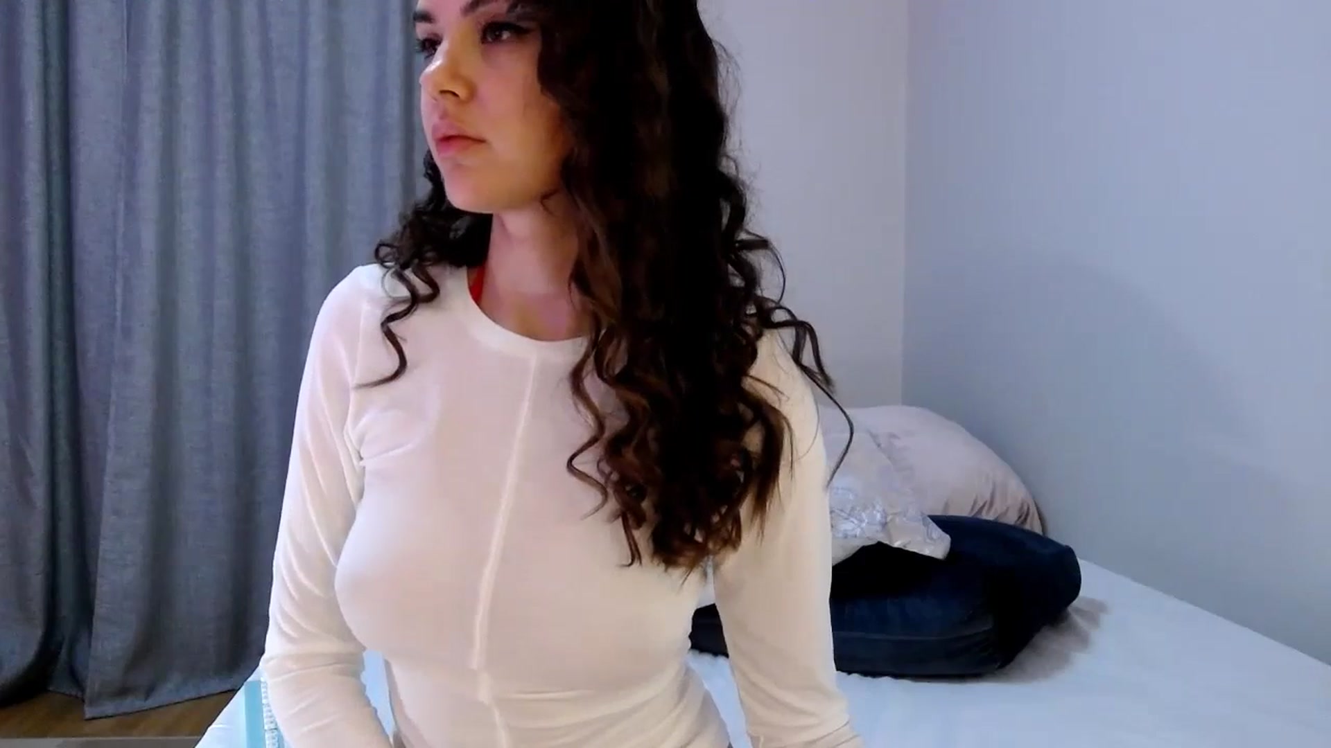 Gallery image thumbnail from o_o1t2's myfreecams stream on, 10/07/2024, 23:20 image 11 of 20