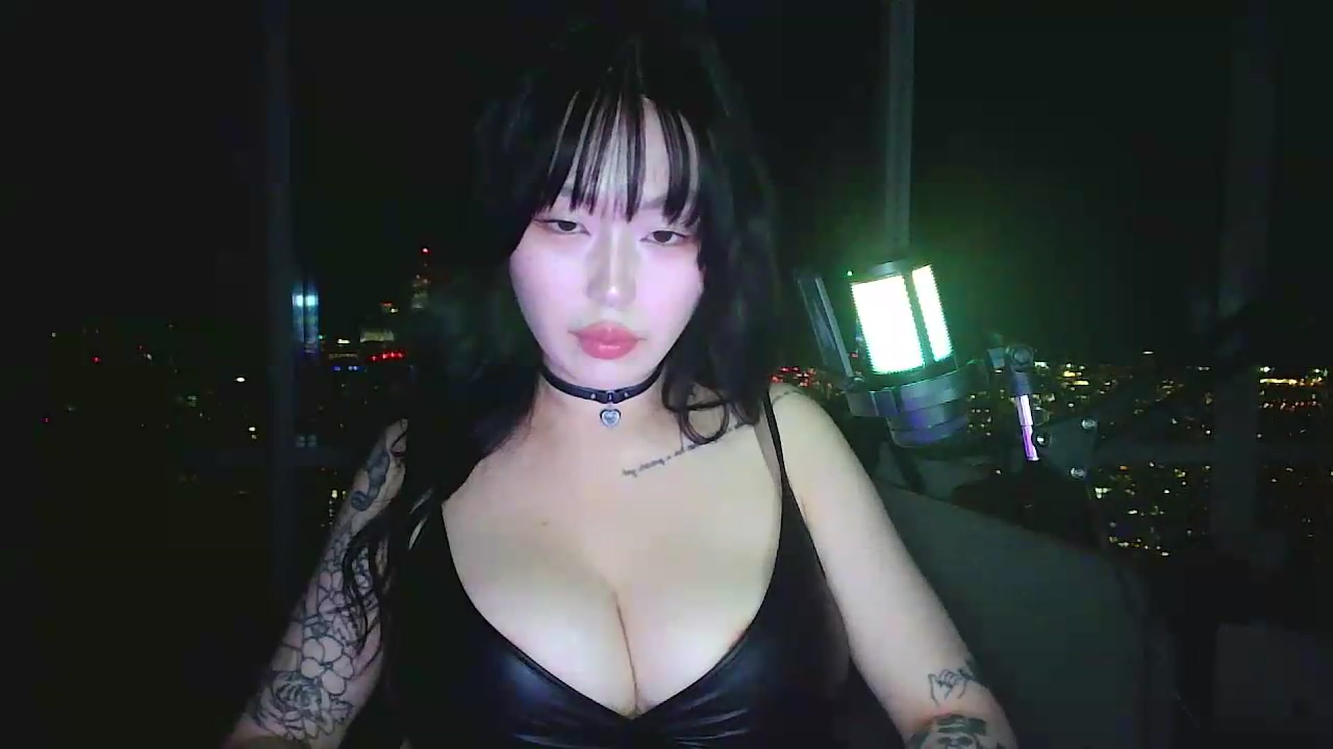 Gallery image thumbnail from obeycarrienoona's myfreecams stream on, 06/15/2026, 05:18 image 15 of 20