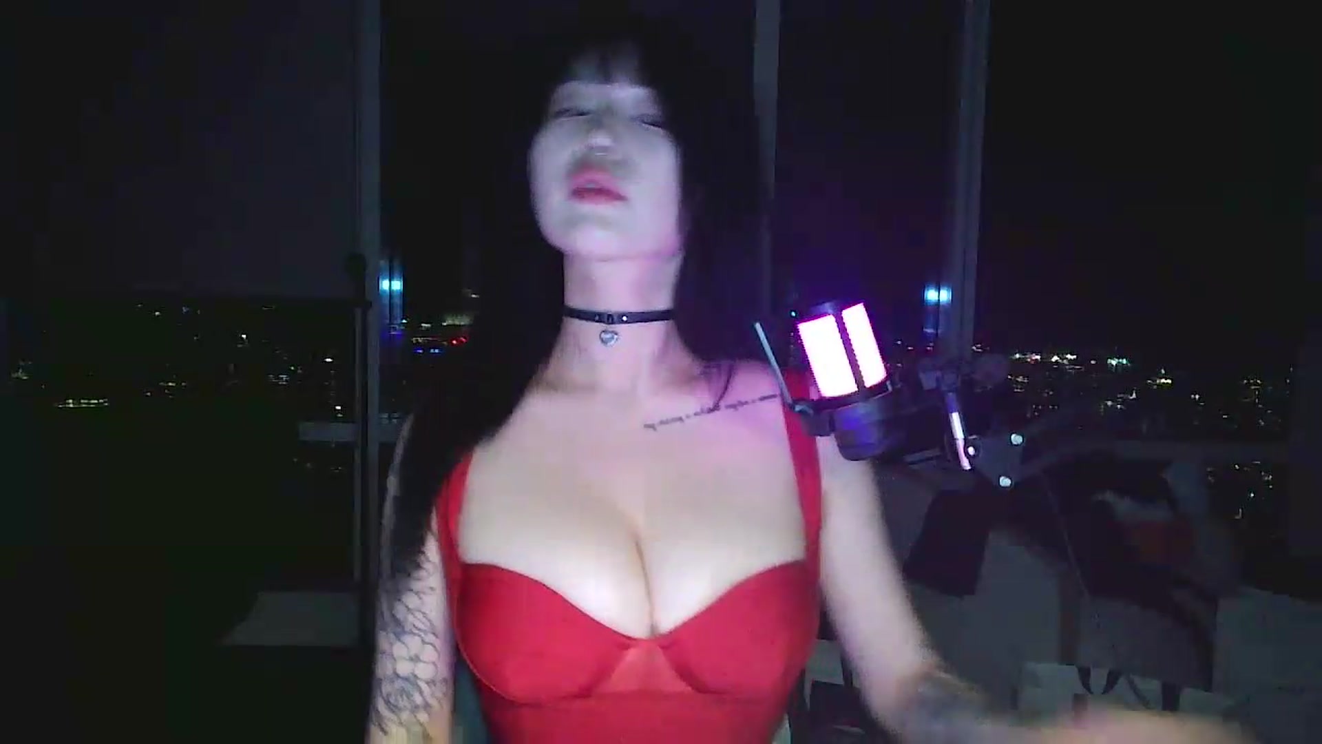 Gallery image thumbnail from obeycarrienoona's myfreecams stream on, 06/19/2026, 07:38 image 6 of 20