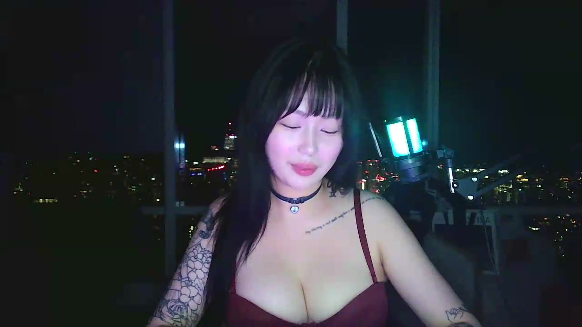 Gallery image thumbnail from obeycarrienoona's myfreecams stream on, 06/22/2026, 06:04 image 18 of 20