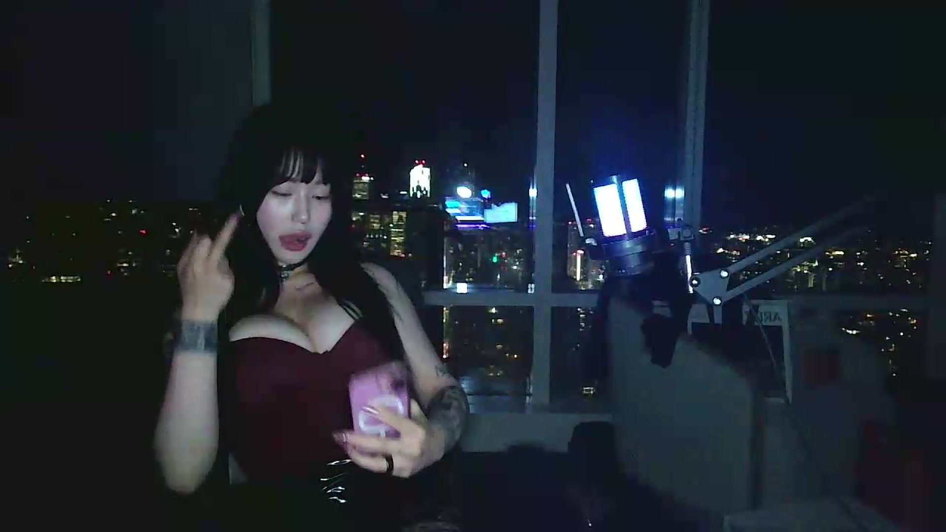 Gallery image thumbnail from obeycarrienoona's myfreecams stream on, 06/22/2026, 06:58 image 5 of 20