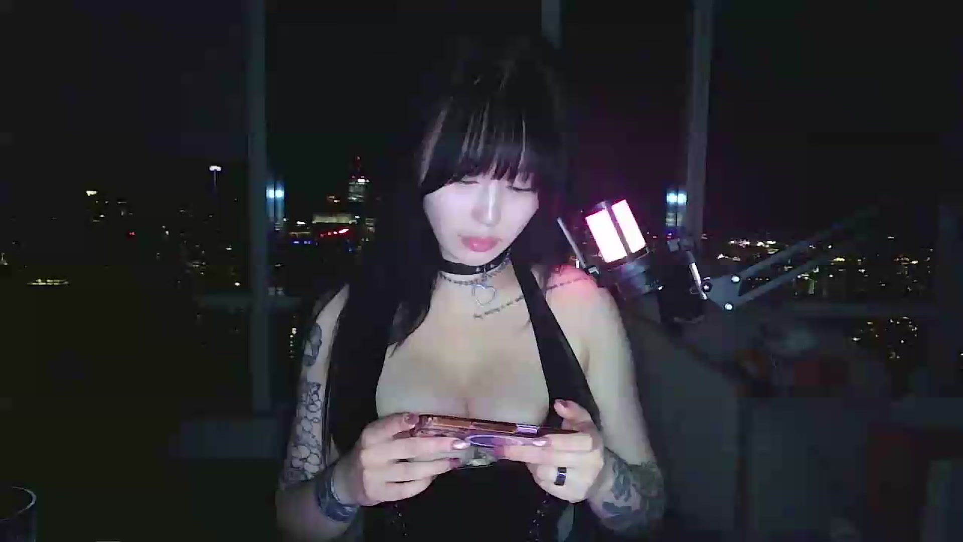 Gallery image thumbnail from obeycarrienoona's myfreecams stream on, 06/24/2026, 07:10 image 1 of 20