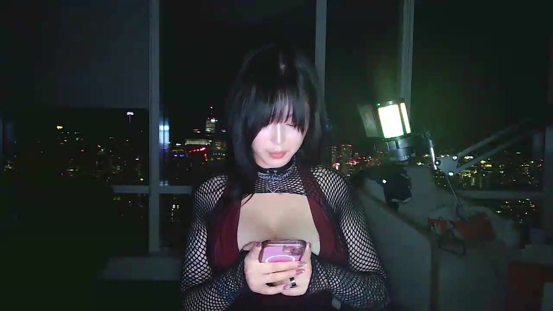 Gallery image thumbnail from obeycarrienoona's myfreecams stream on, 06/25/2026, 05:31 image 14 of 20