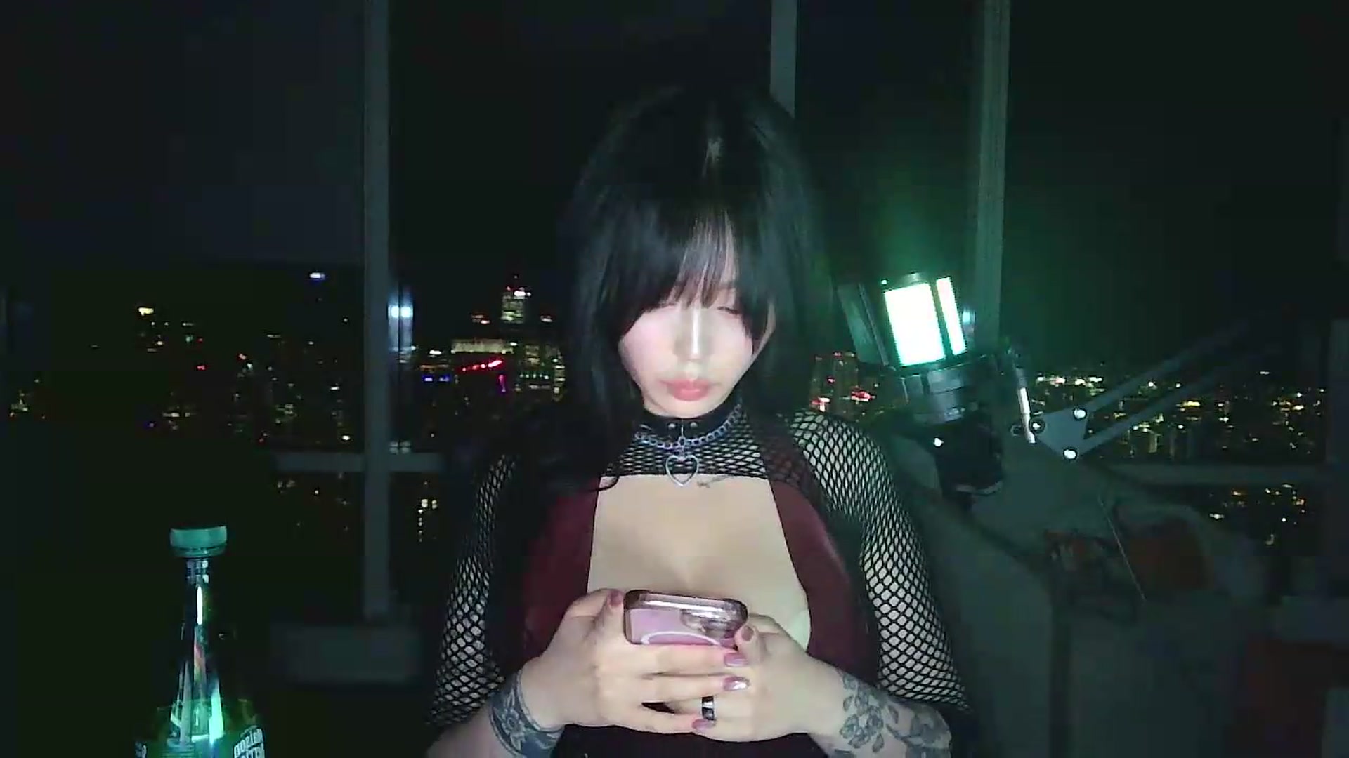 Gallery image thumbnail from obeycarrienoona's myfreecams stream on, 06/25/2026, 06:57 image 17 of 20