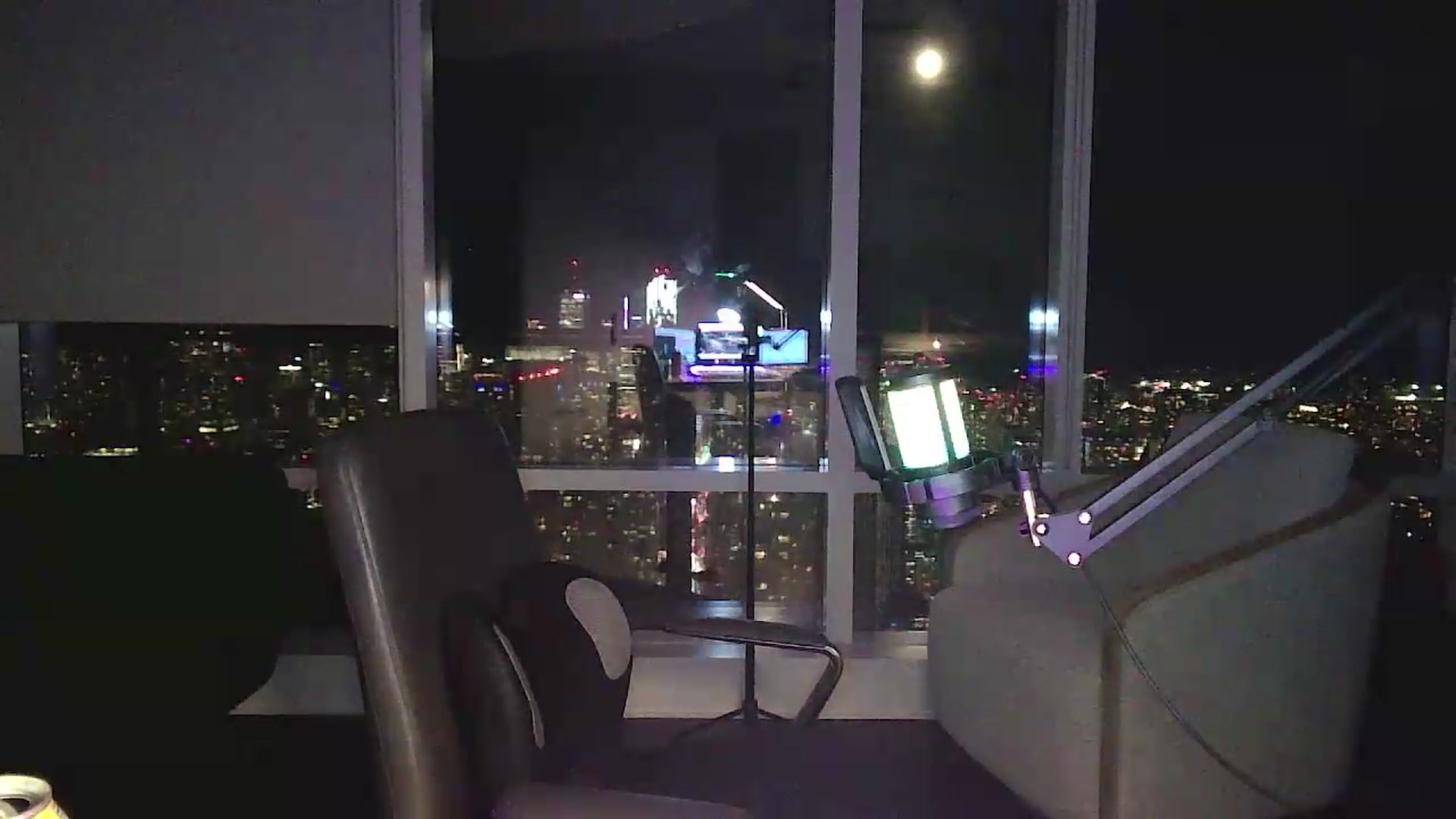 Gallery image thumbnail from obeycarrienoona's myfreecams stream on, 06/29/2026, 03:09 image 12 of 20