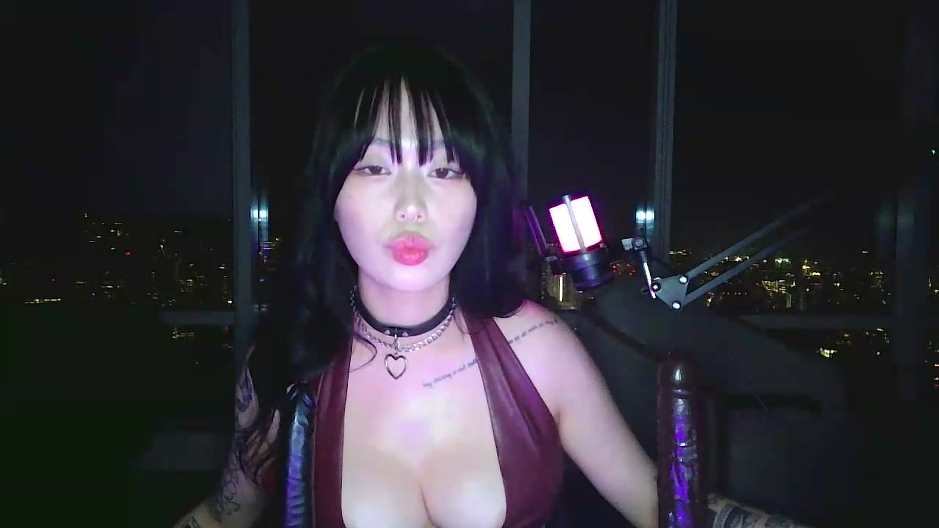 Gallery image thumbnail from obeycarrienoona's myfreecams stream on, 07/01/2026, 08:08 image 13 of 20