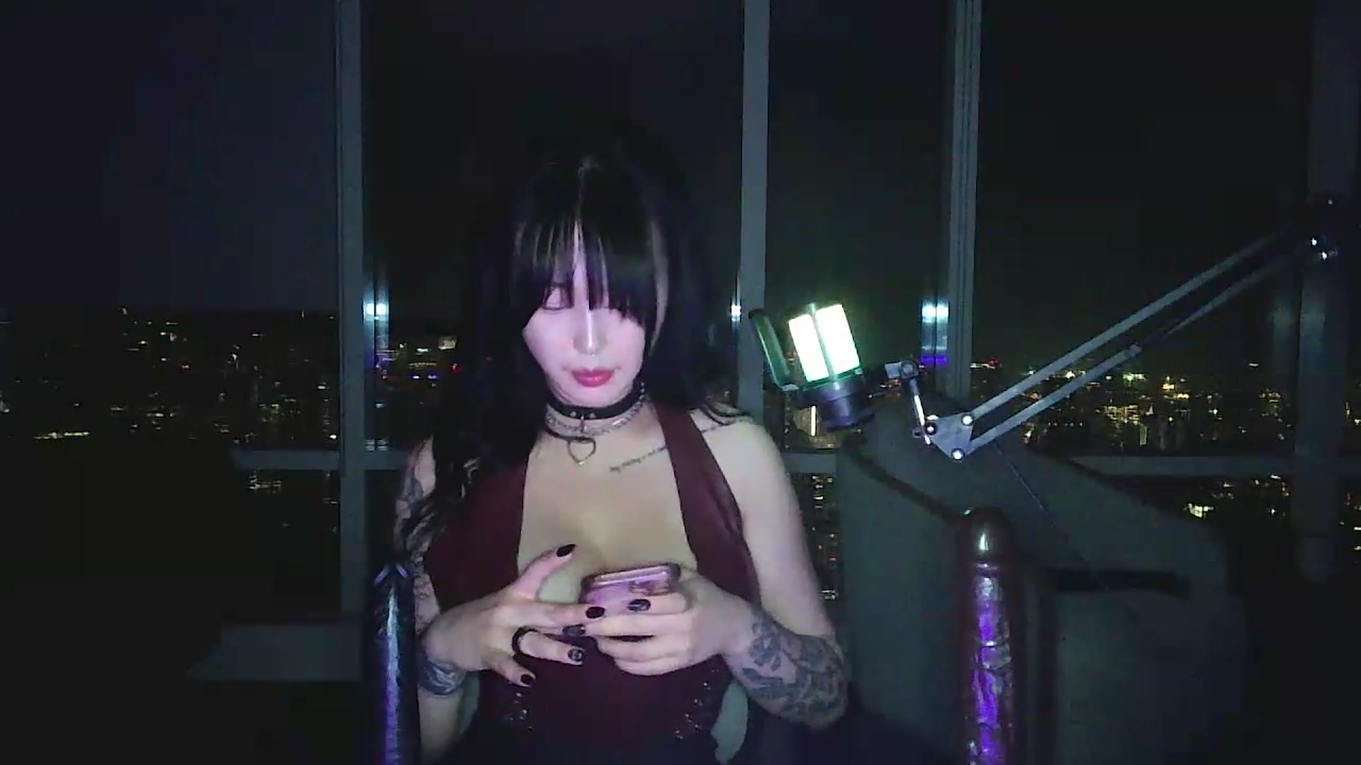 Gallery image thumbnail from obeycarrienoona's myfreecams stream on, 07/01/2026, 08:08 image 2 of 20