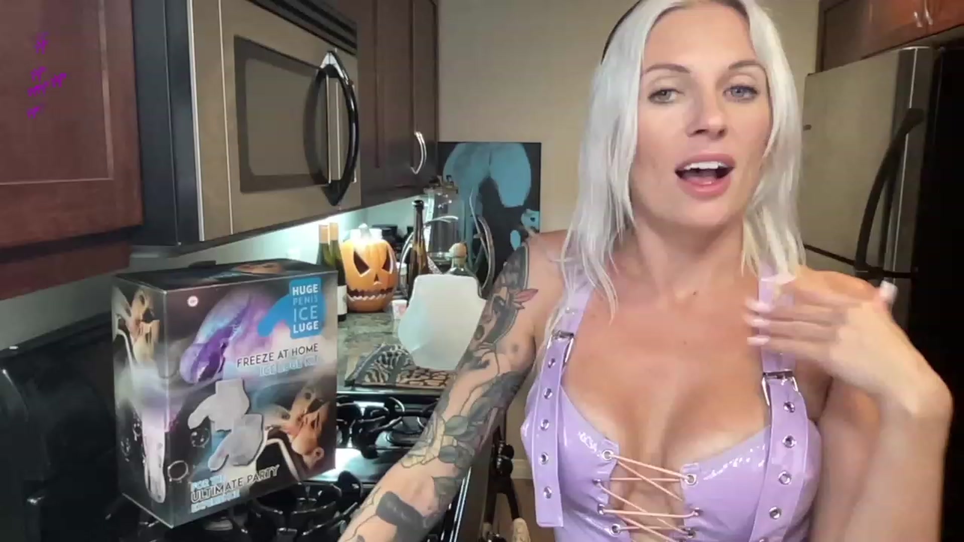Gallery image thumbnail from octoBELLE's myfreecams stream on, 10/08/2023, 04:33 image 5 of 20
