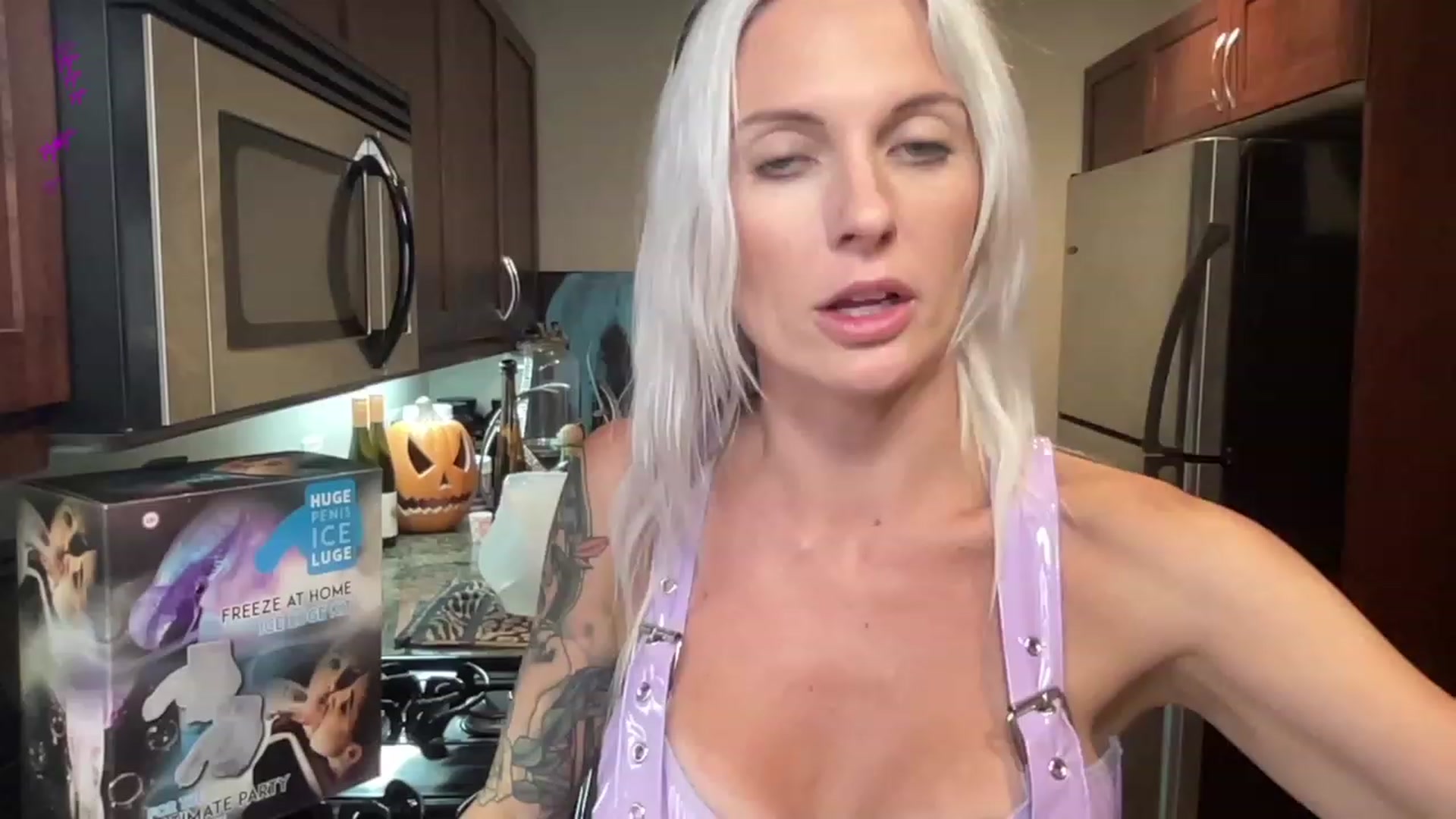 Gallery image thumbnail from octoBELLE's myfreecams stream on, 10/08/2023, 04:33 image 18 of 20