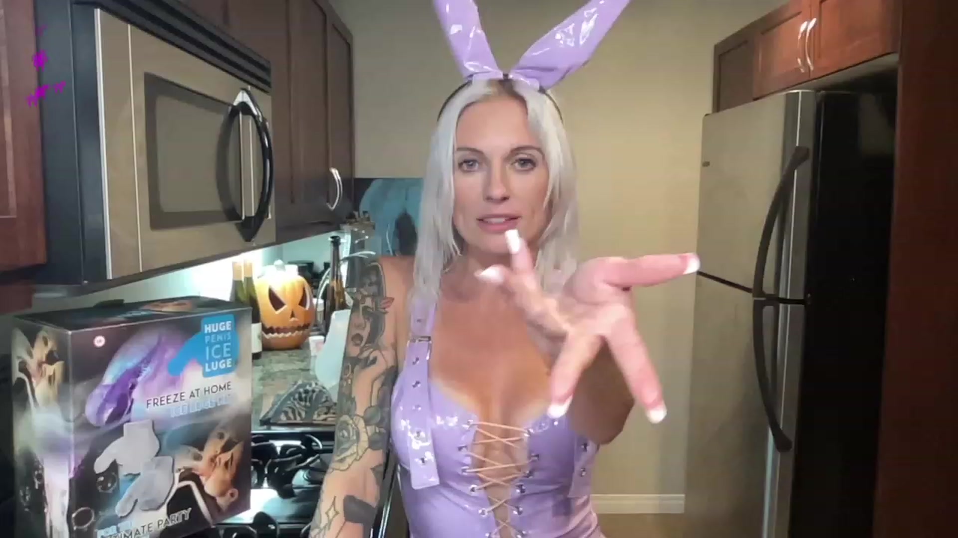 Gallery image thumbnail from octoBELLE's myfreecams stream on, 10/08/2023, 04:33 image 17 of 20
