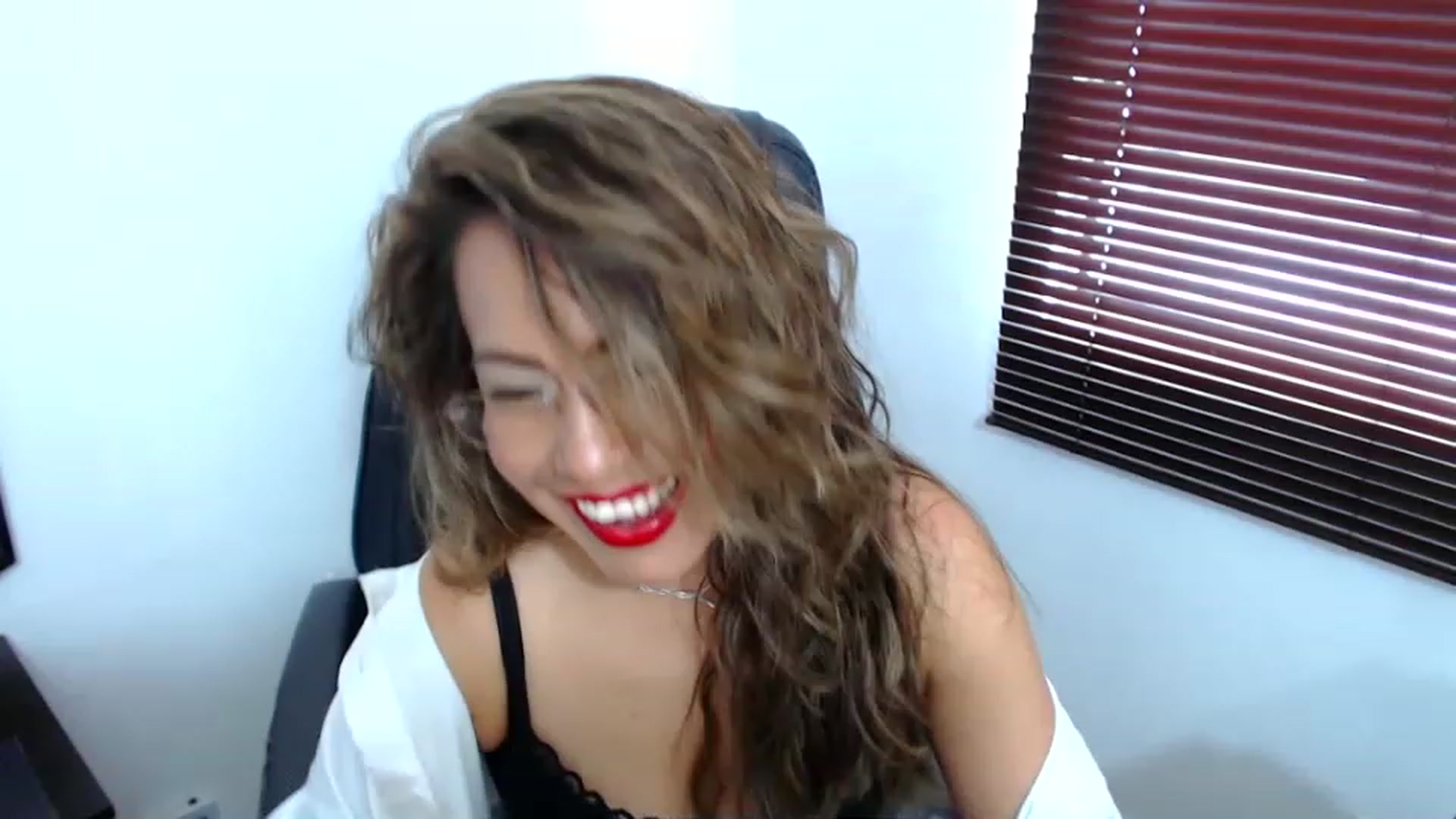 Gallery image thumbnail from office_secret's myfreecams stream on, 06/13/2023, 19:05 image 8 of 20
