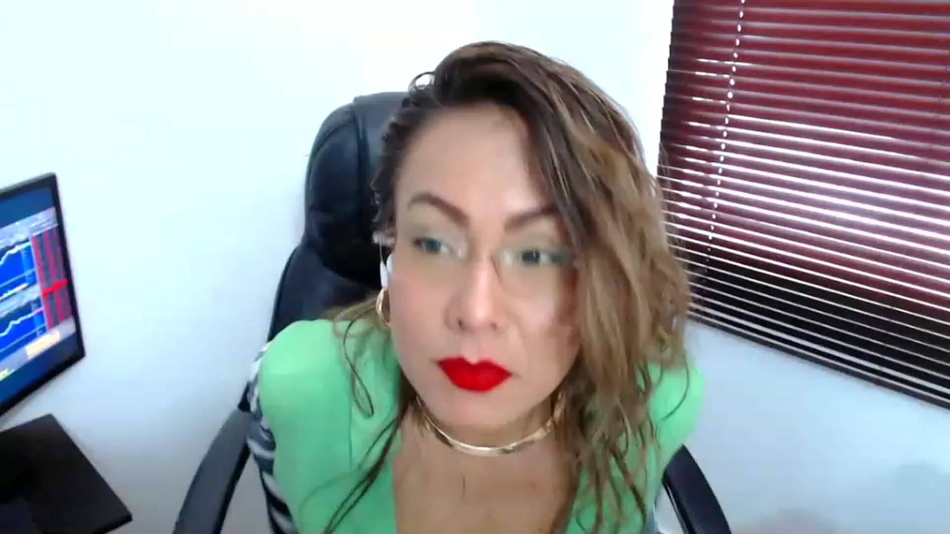 Gallery image thumbnail from office_secret's myfreecams stream on, 06/20/2023, 19:00 image 2 of 20