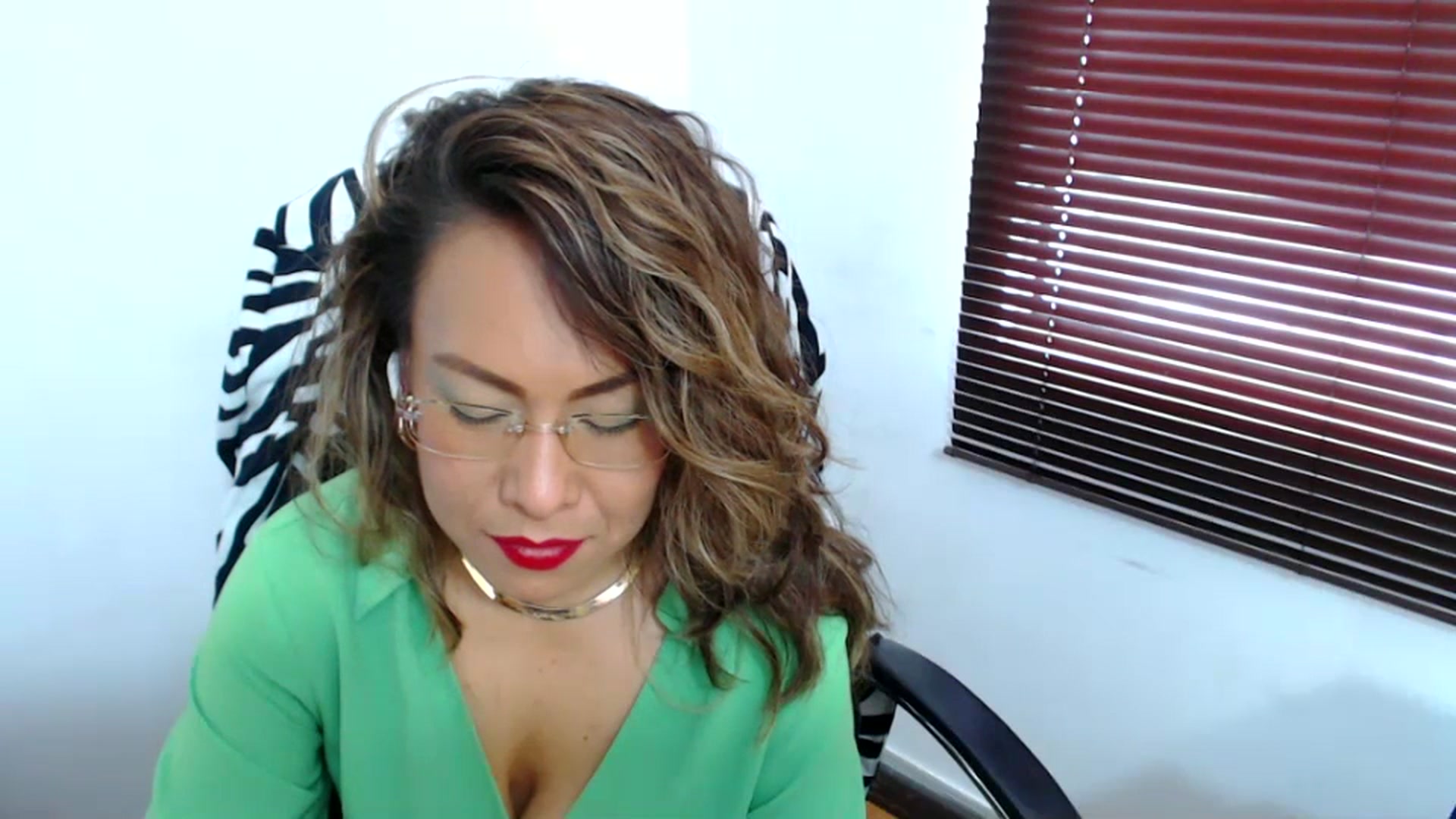Gallery image thumbnail from office_secret's myfreecams stream on, 07/18/2023, 19:00 image 4 of 20