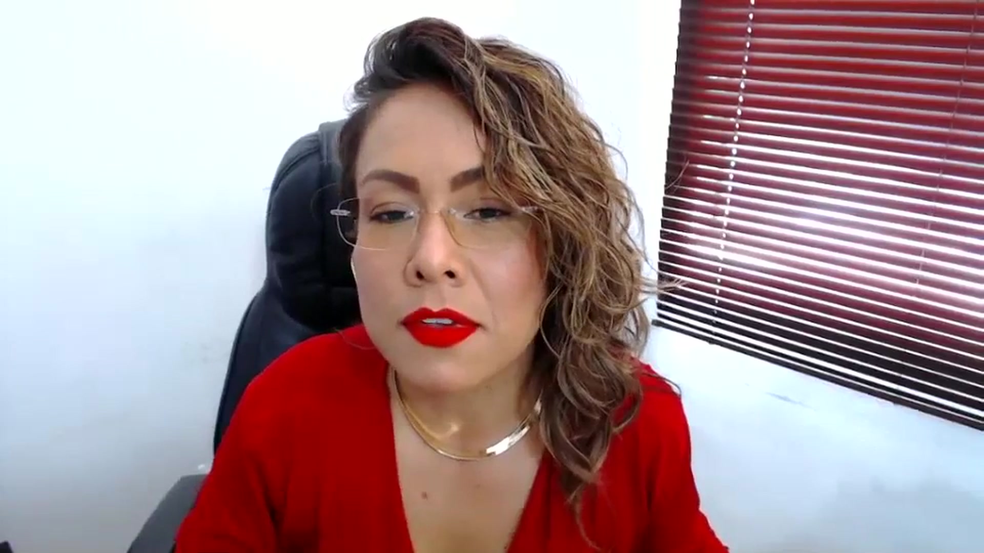 Gallery image thumbnail from office_secret's myfreecams stream on, 07/24/2023, 16:31 image 16 of 20